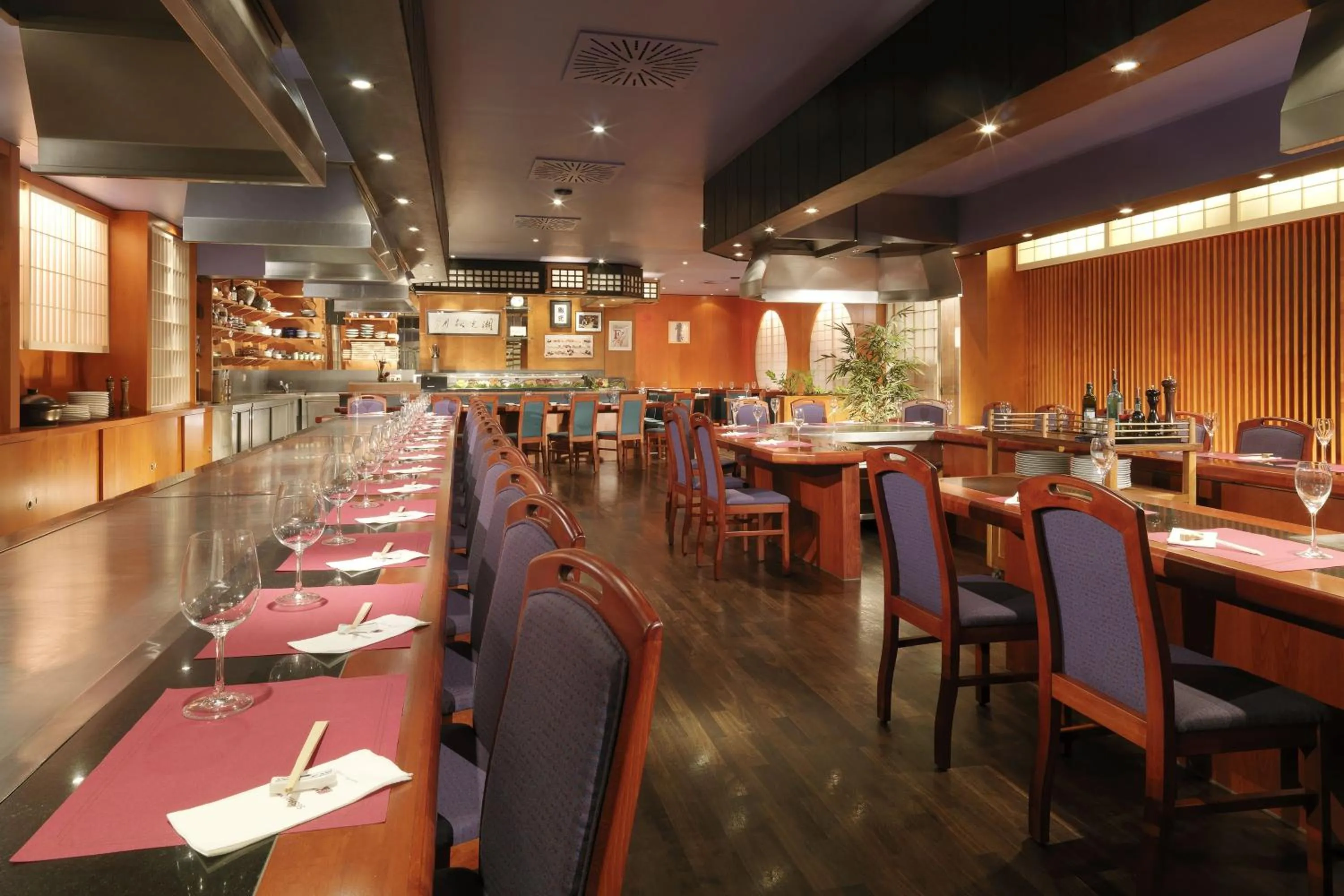 Restaurant/places to eat in The Westin Grand Frankfurt