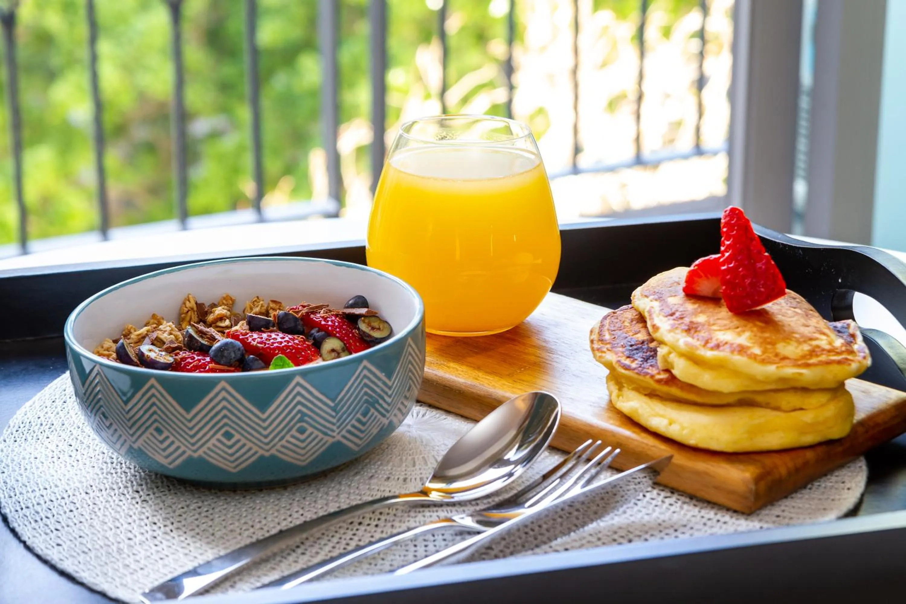 Restaurant/places to eat in WINK Aparthotel Foreshore