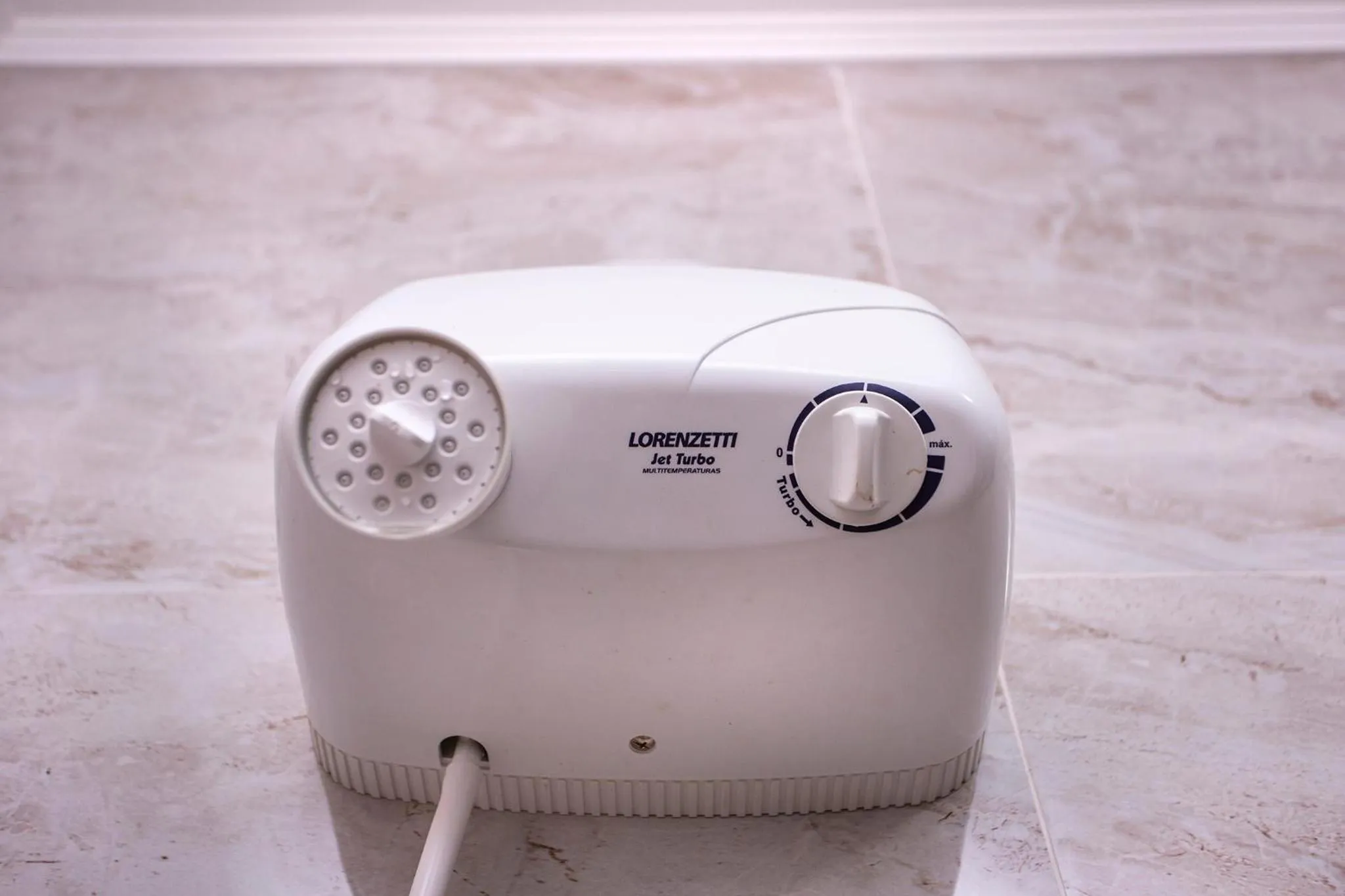 Shower in Pousada Guarubela Veloso