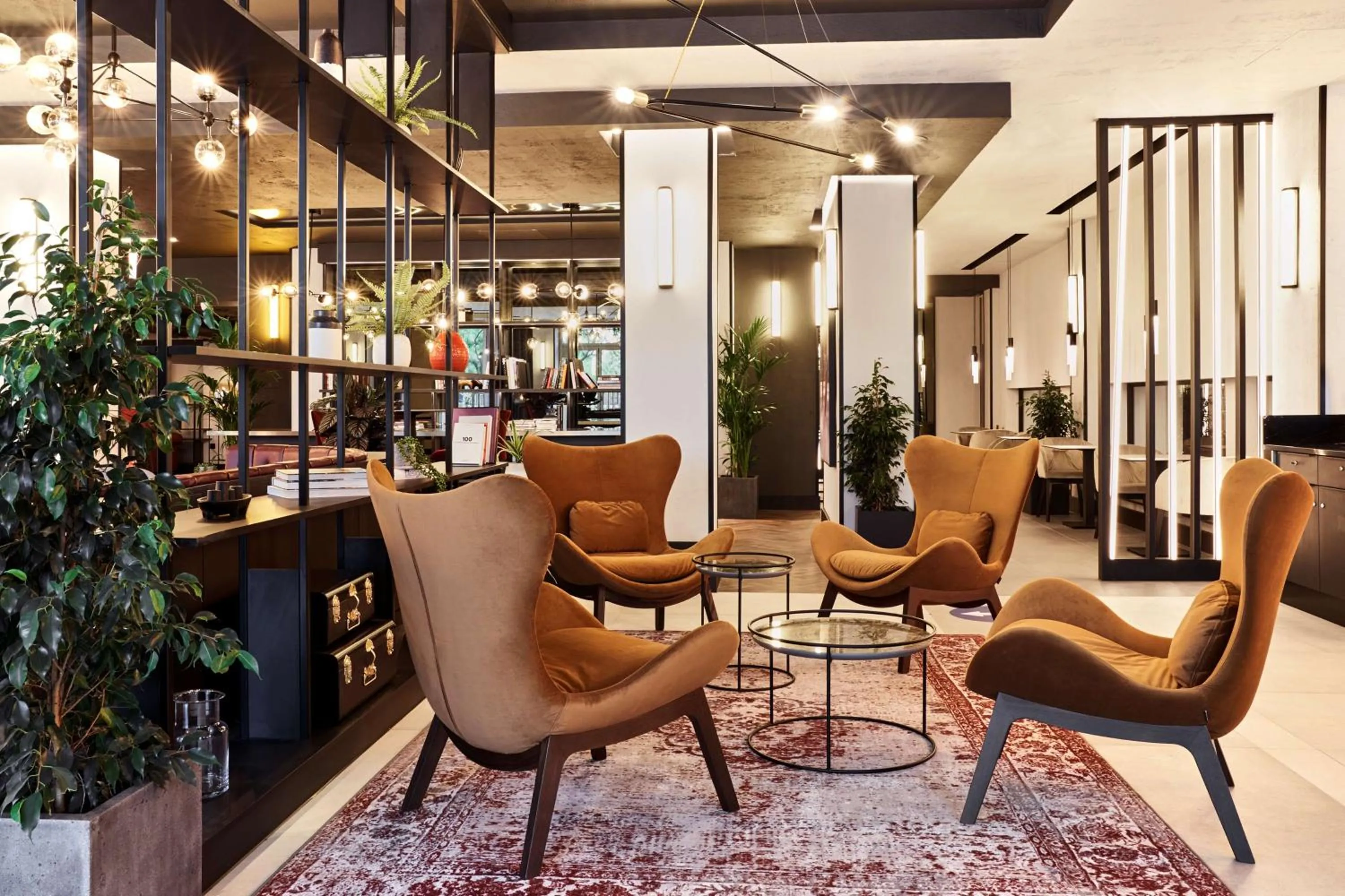 Lounge or bar in Radisson RED London Heathrow