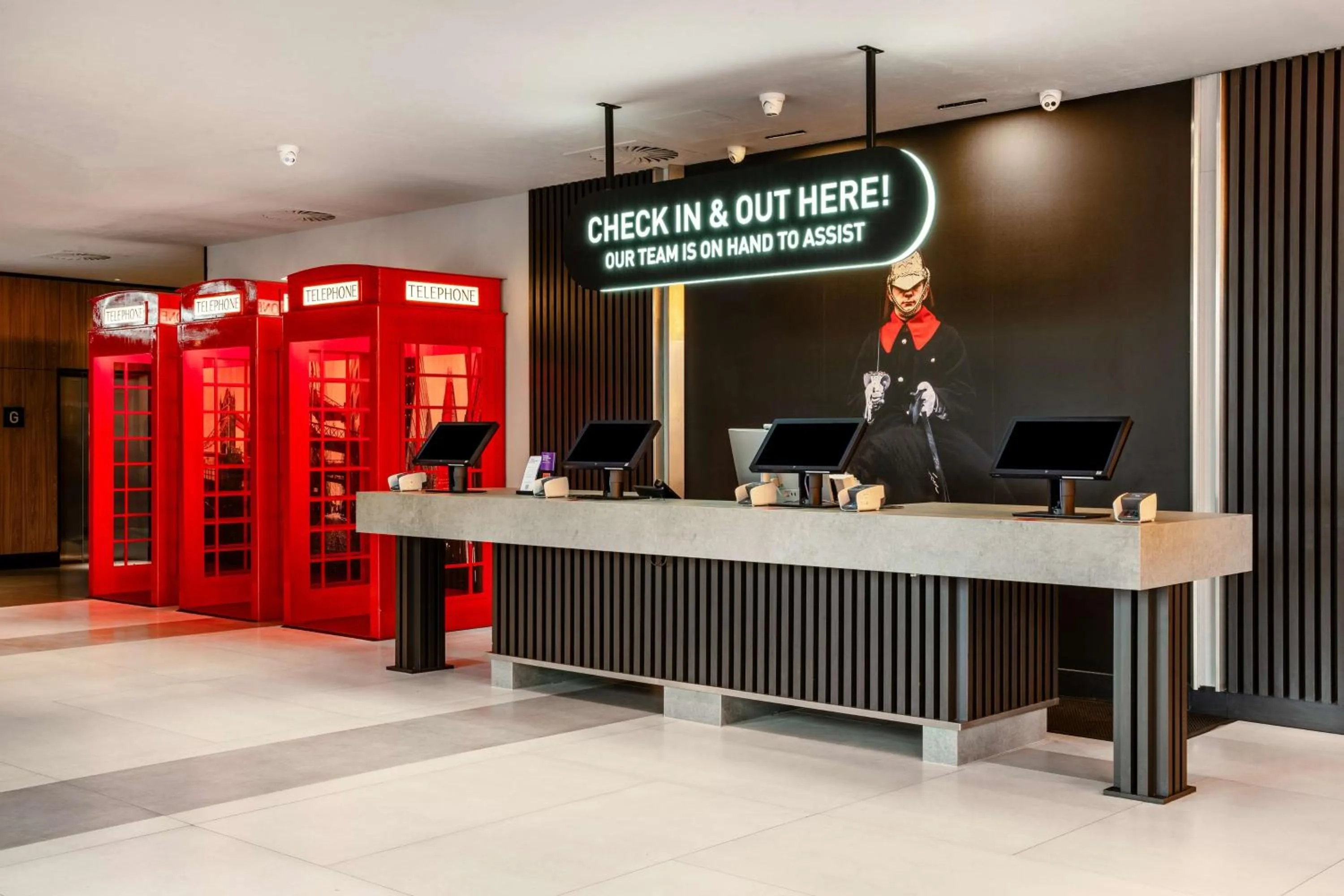 Lobby or reception in Radisson RED London Heathrow