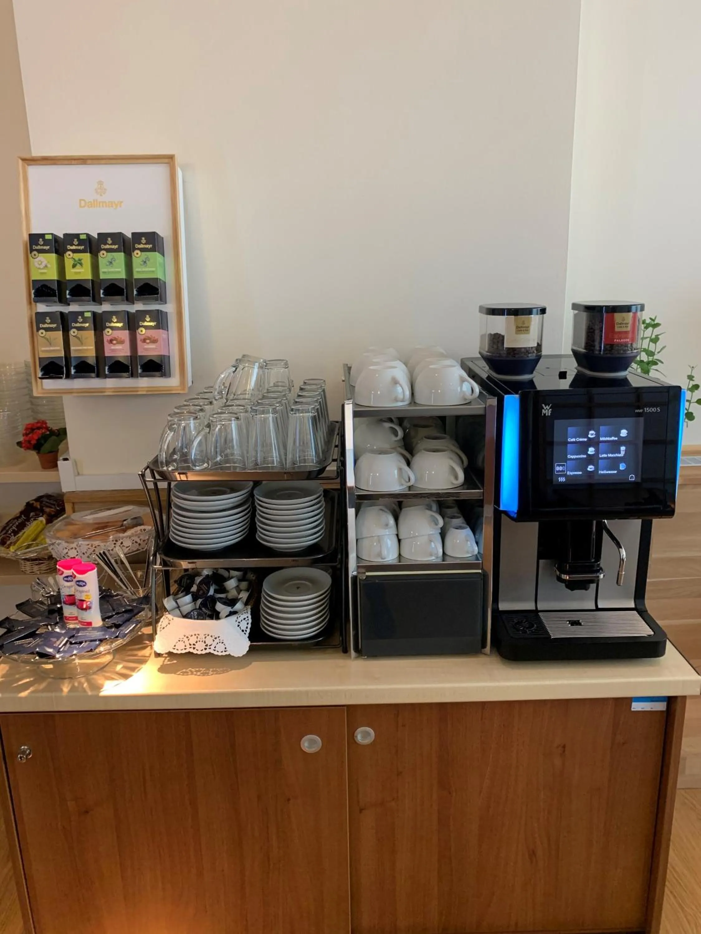 Continental breakfast in Hotel Münchner Hof