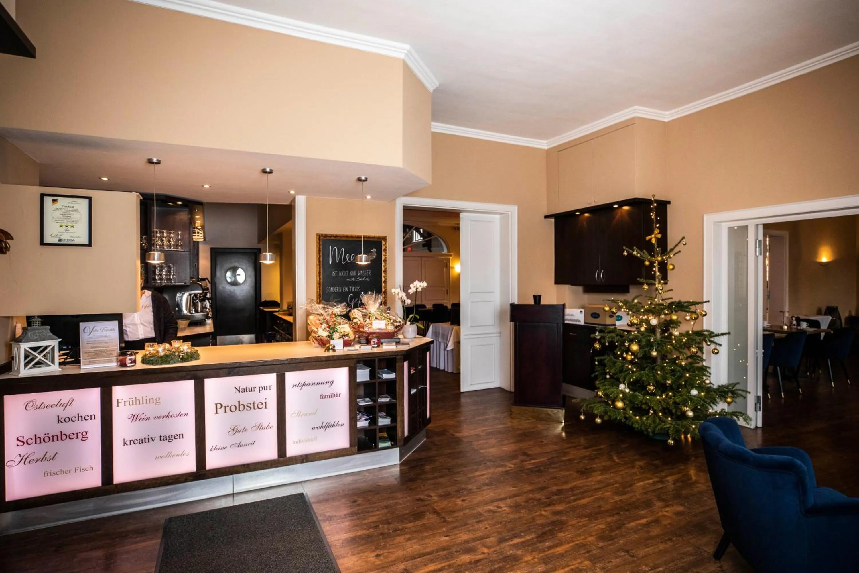 Lobby or reception in Hotel am Rathaus