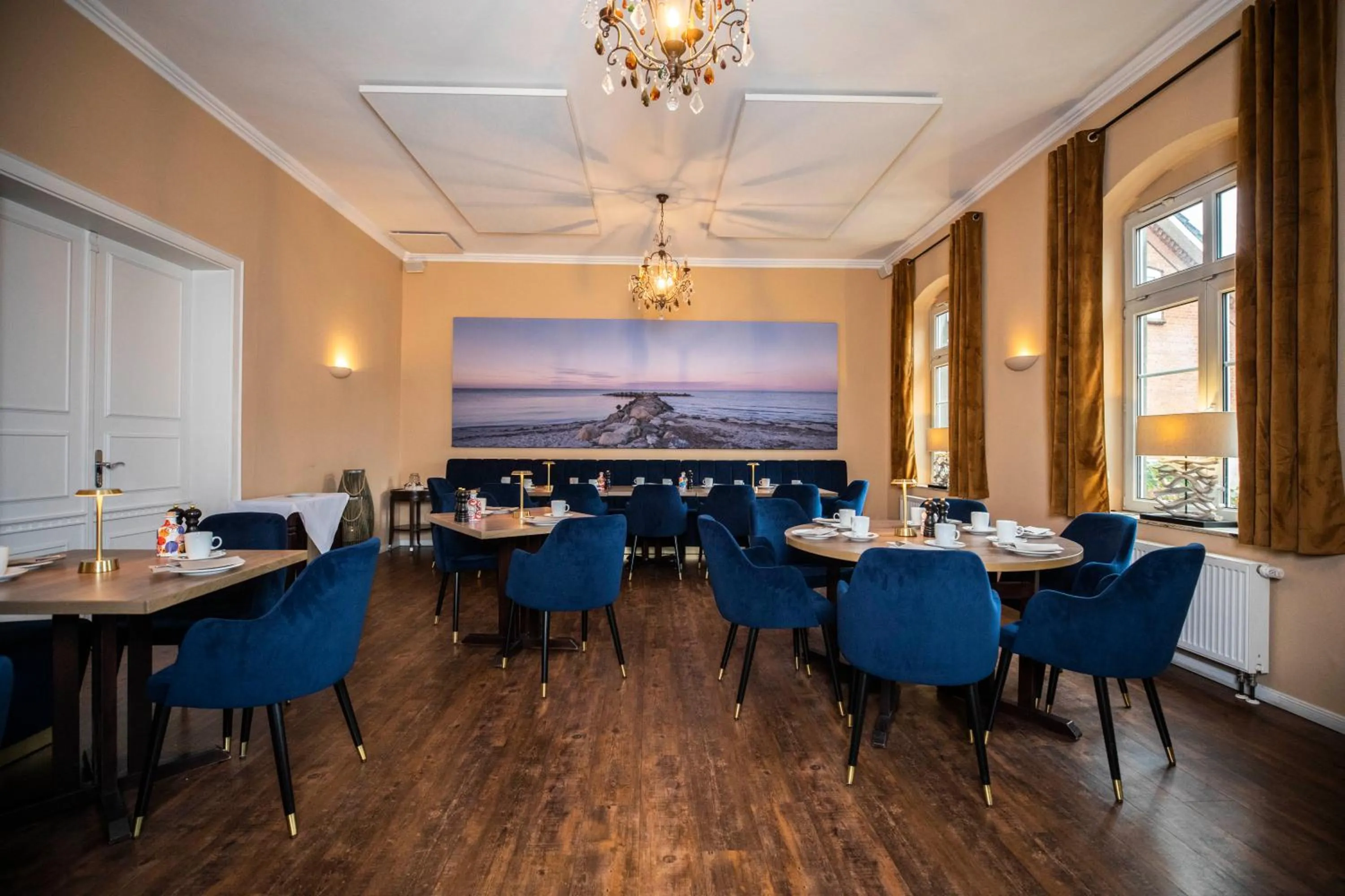 Restaurant/places to eat in Hotel am Rathaus