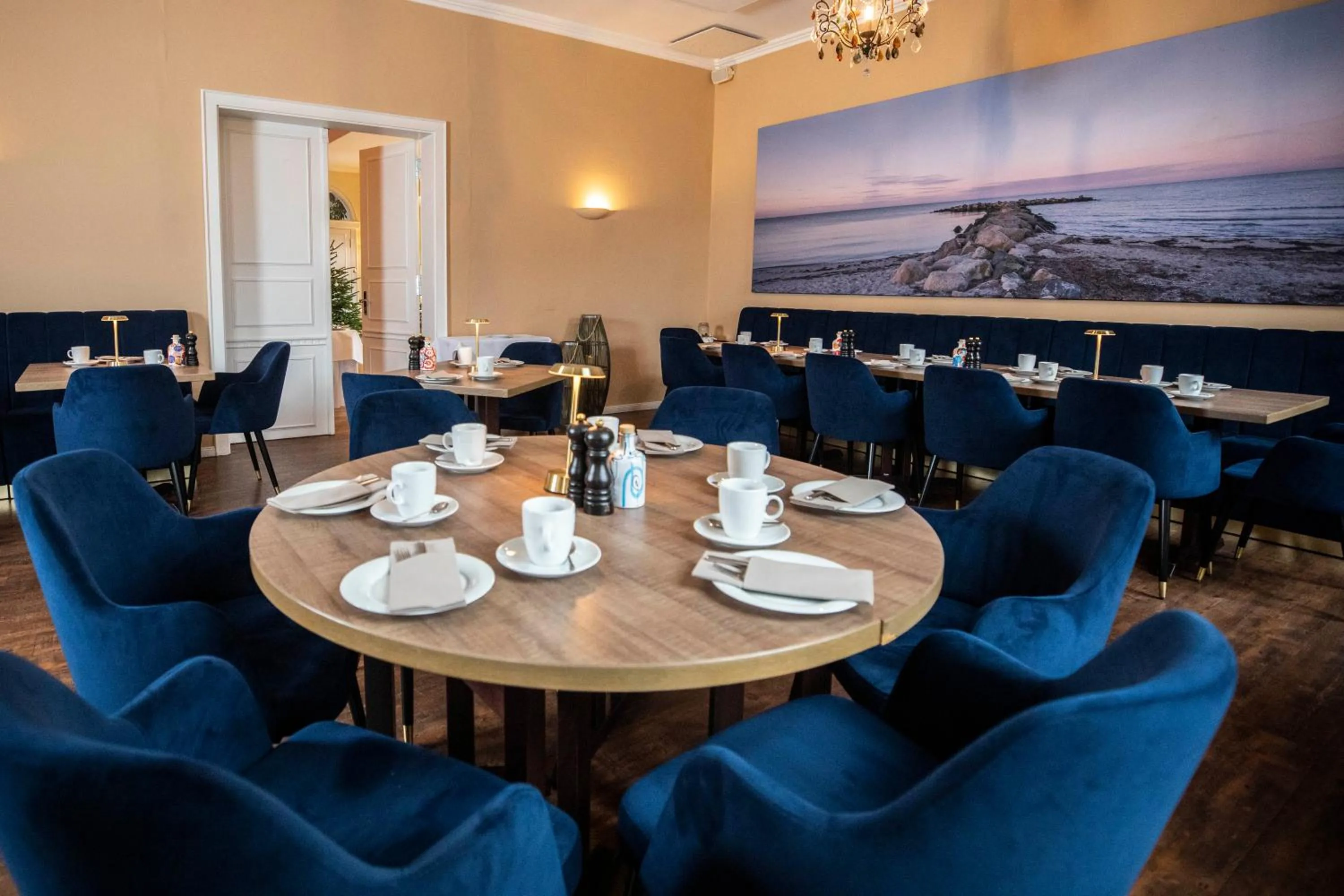 Restaurant/places to eat in Hotel am Rathaus