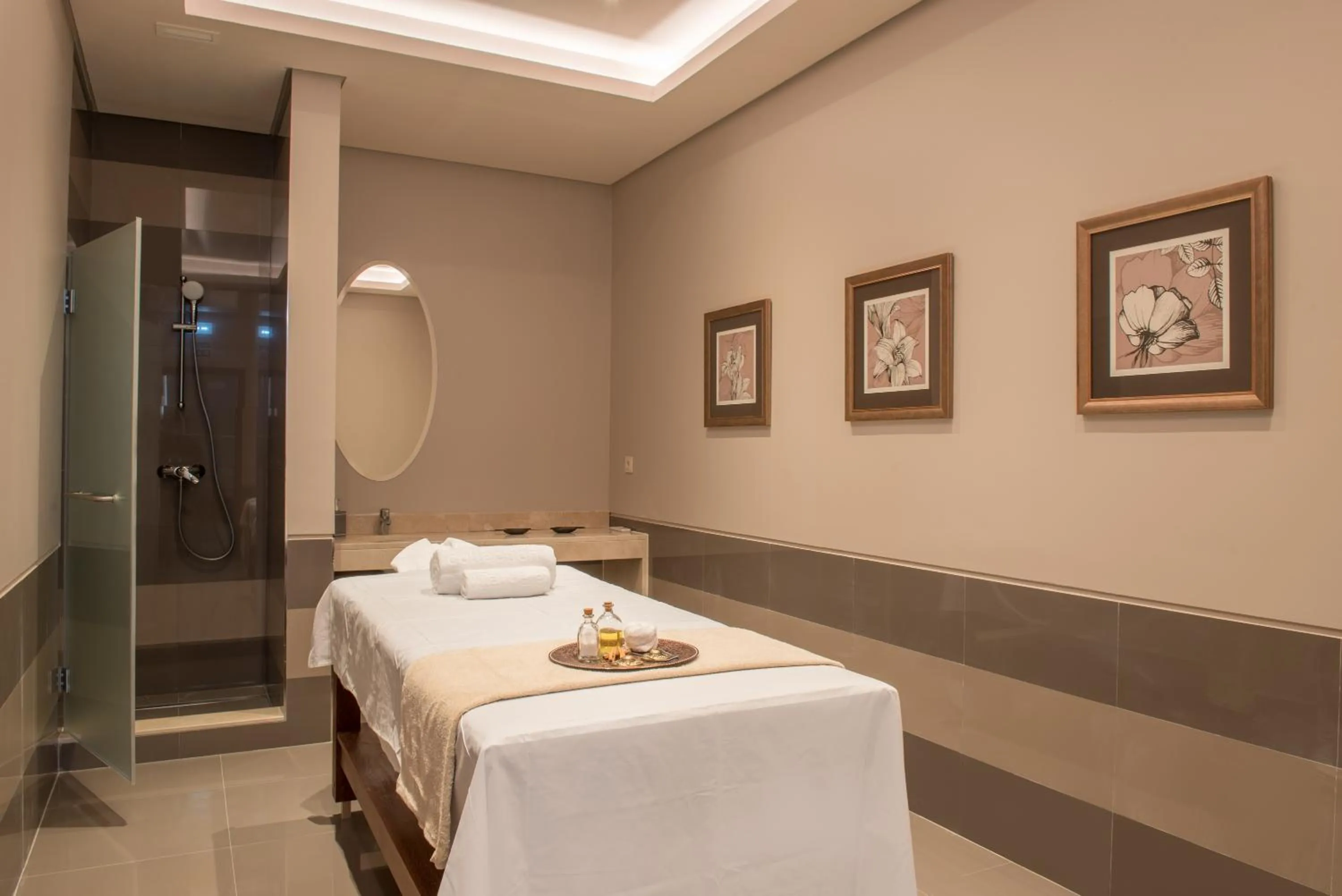 Massage in Vila Gale Collection Alter Real - Resort Equestre, Conference & Spa