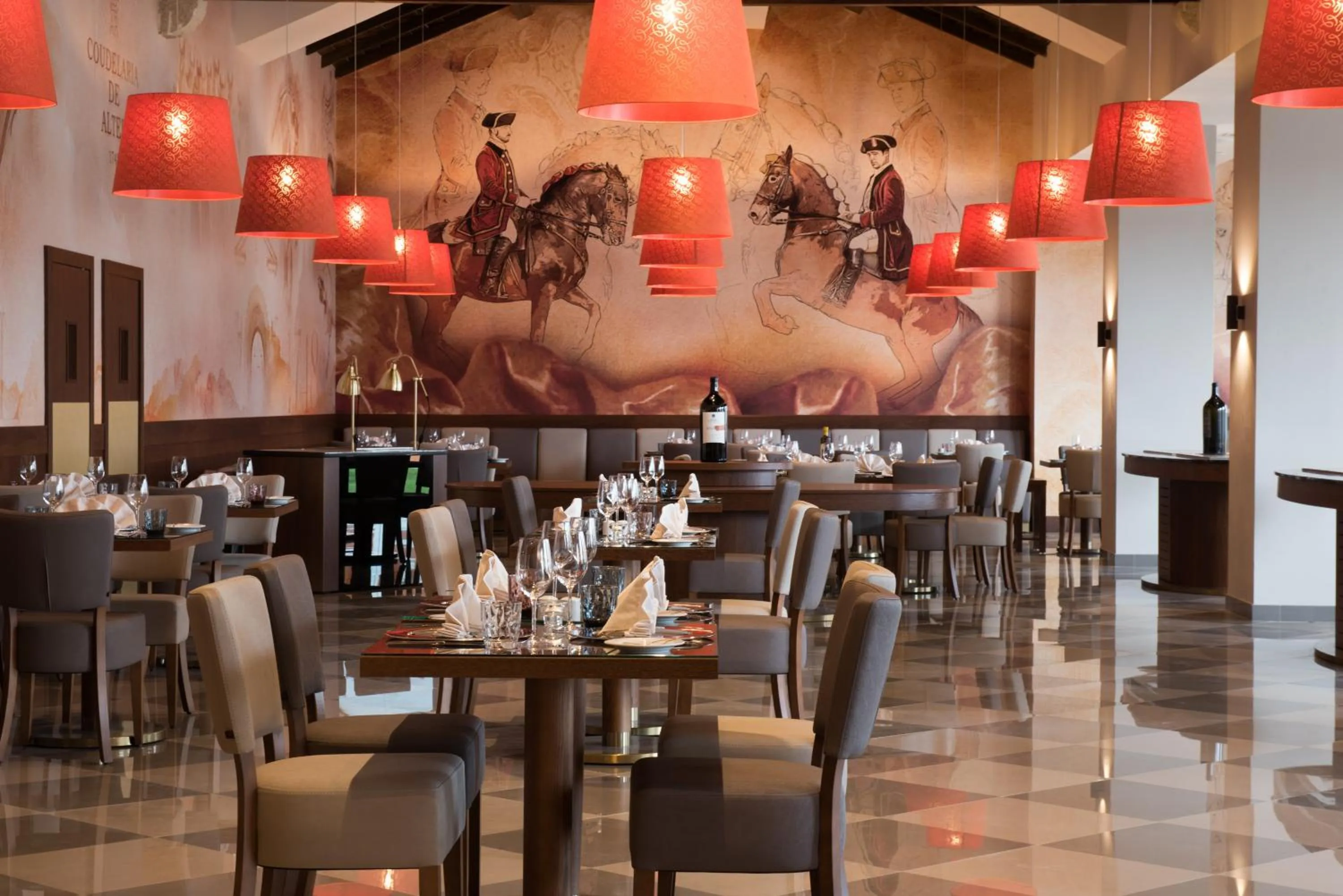 Restaurant/places to eat in Vila Gale Collection Alter Real - Resort Equestre, Conference & Spa
