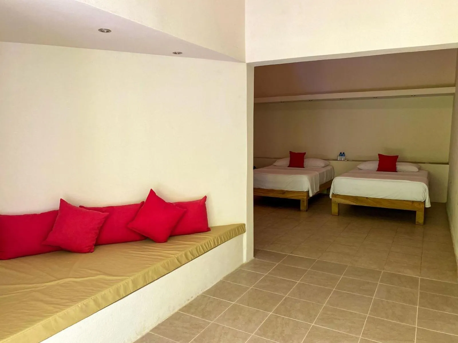 Bed in Hotel Maya Bell