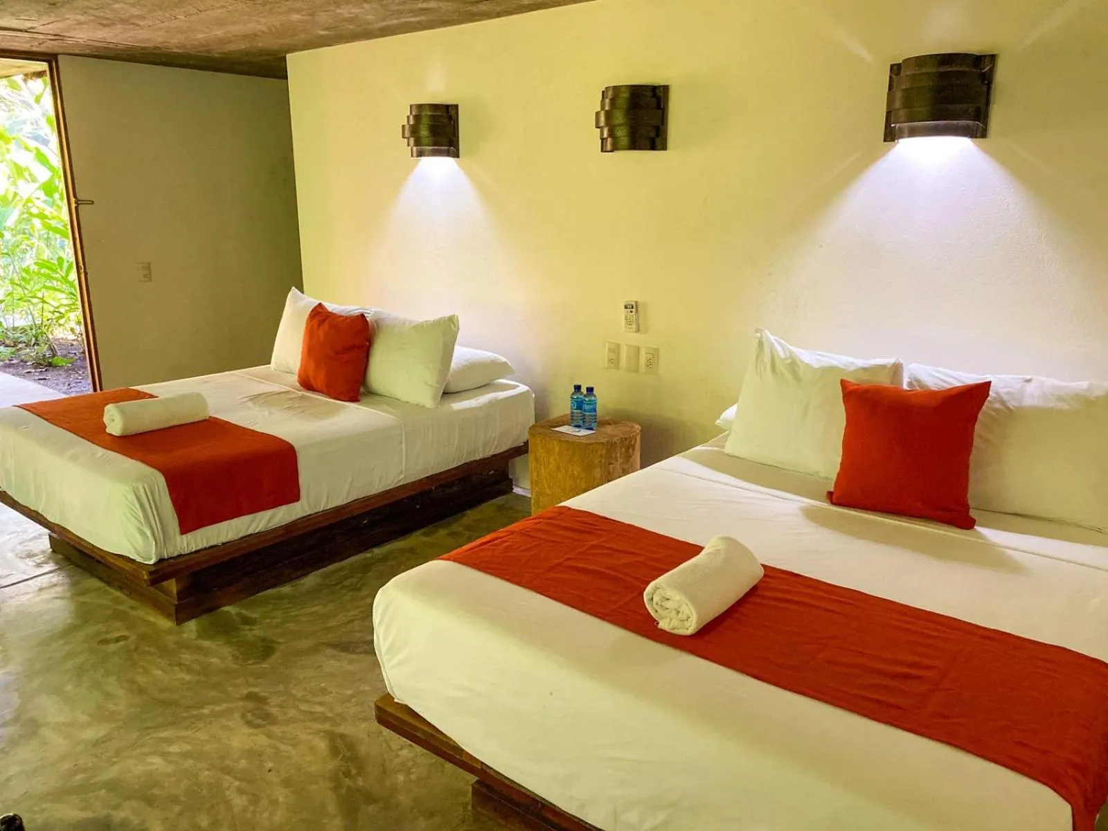 Bed in Hotel Maya Bell