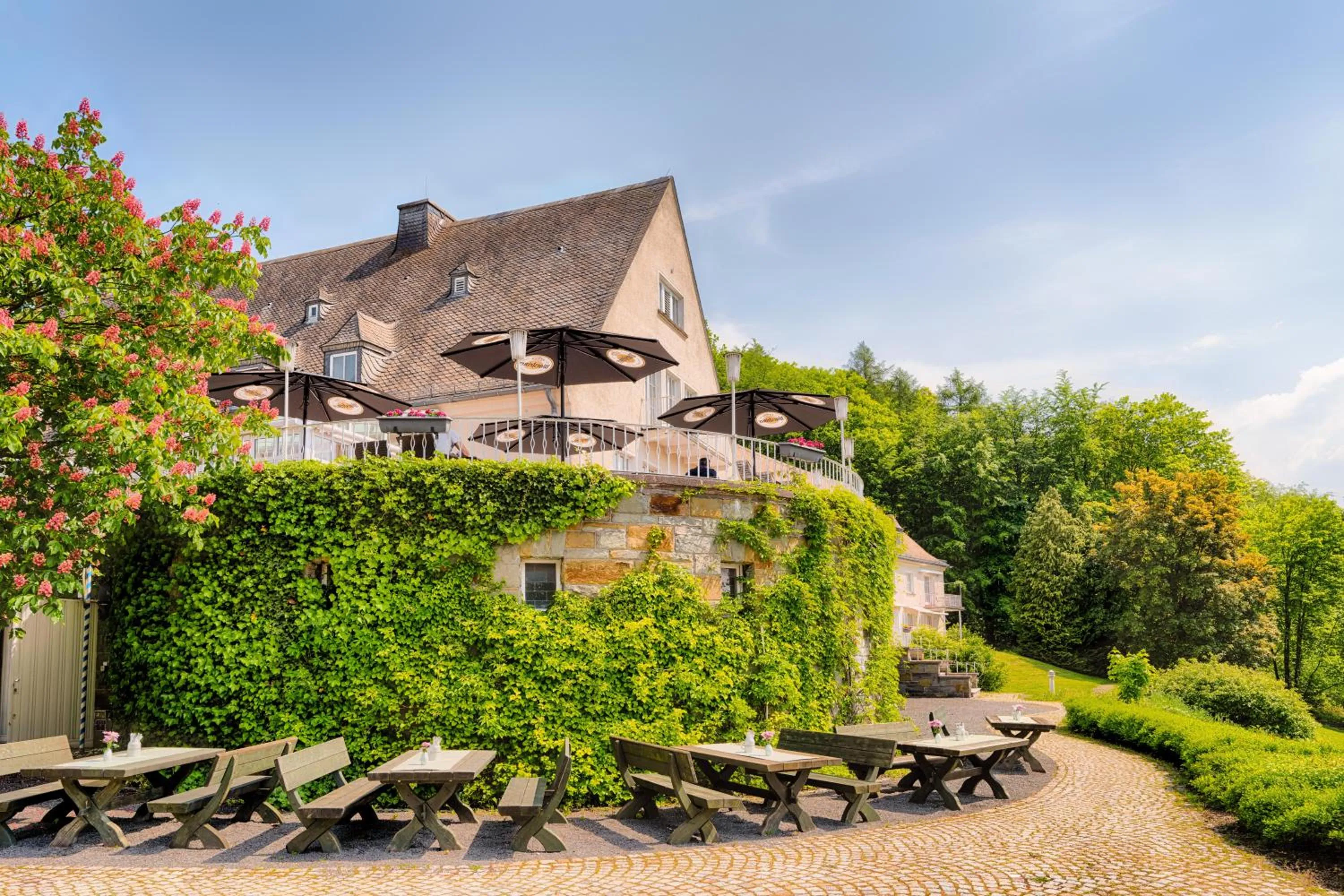 Property building in Welcome Hotel Meschede Hennesee