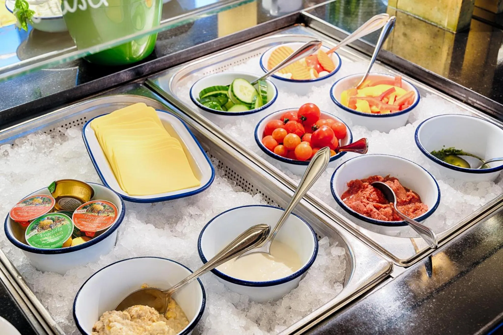 Restaurant/places to eat in Welcome Hotel Meschede Hennesee