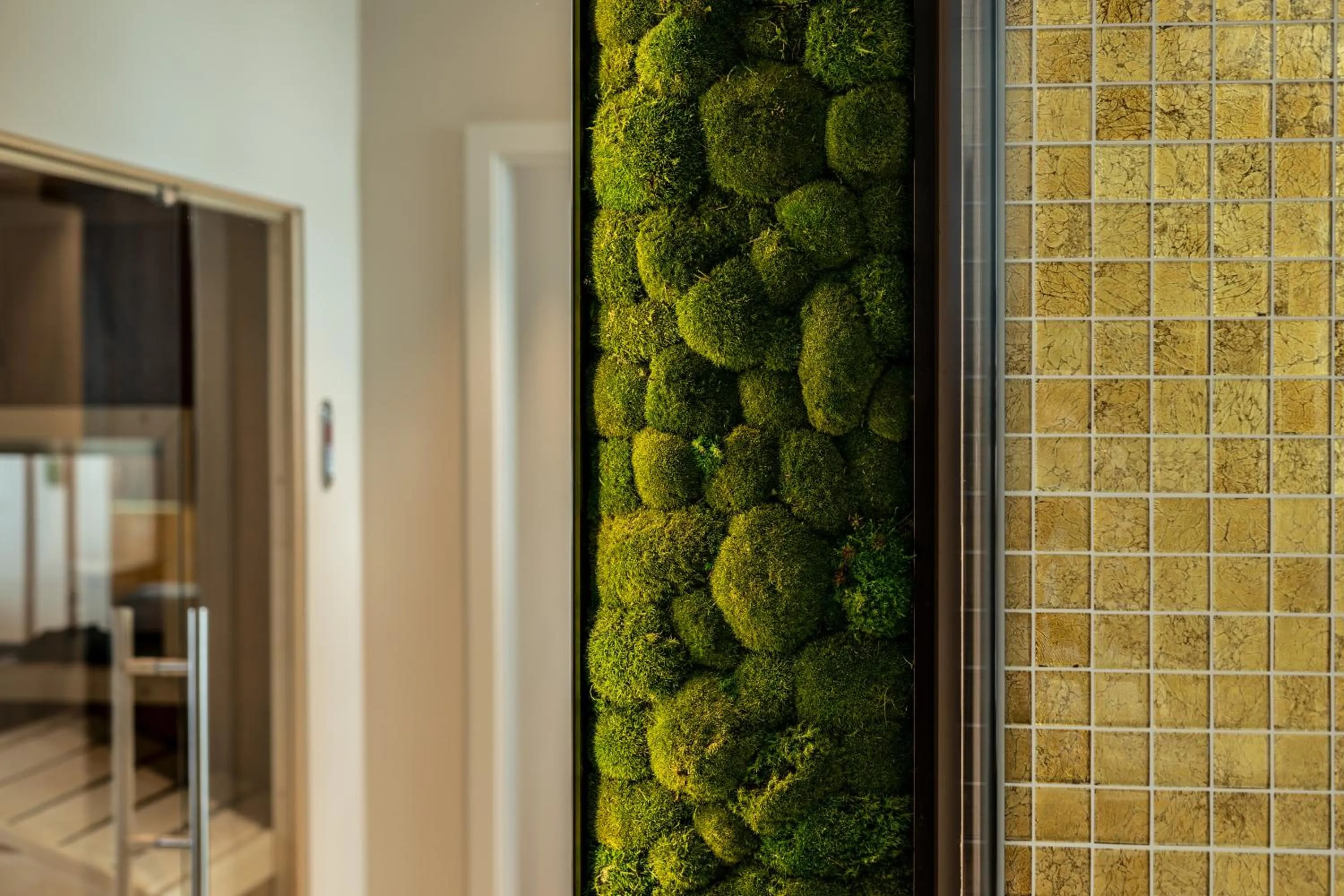 Photo of the whole room in BLOCK Hotel & Living