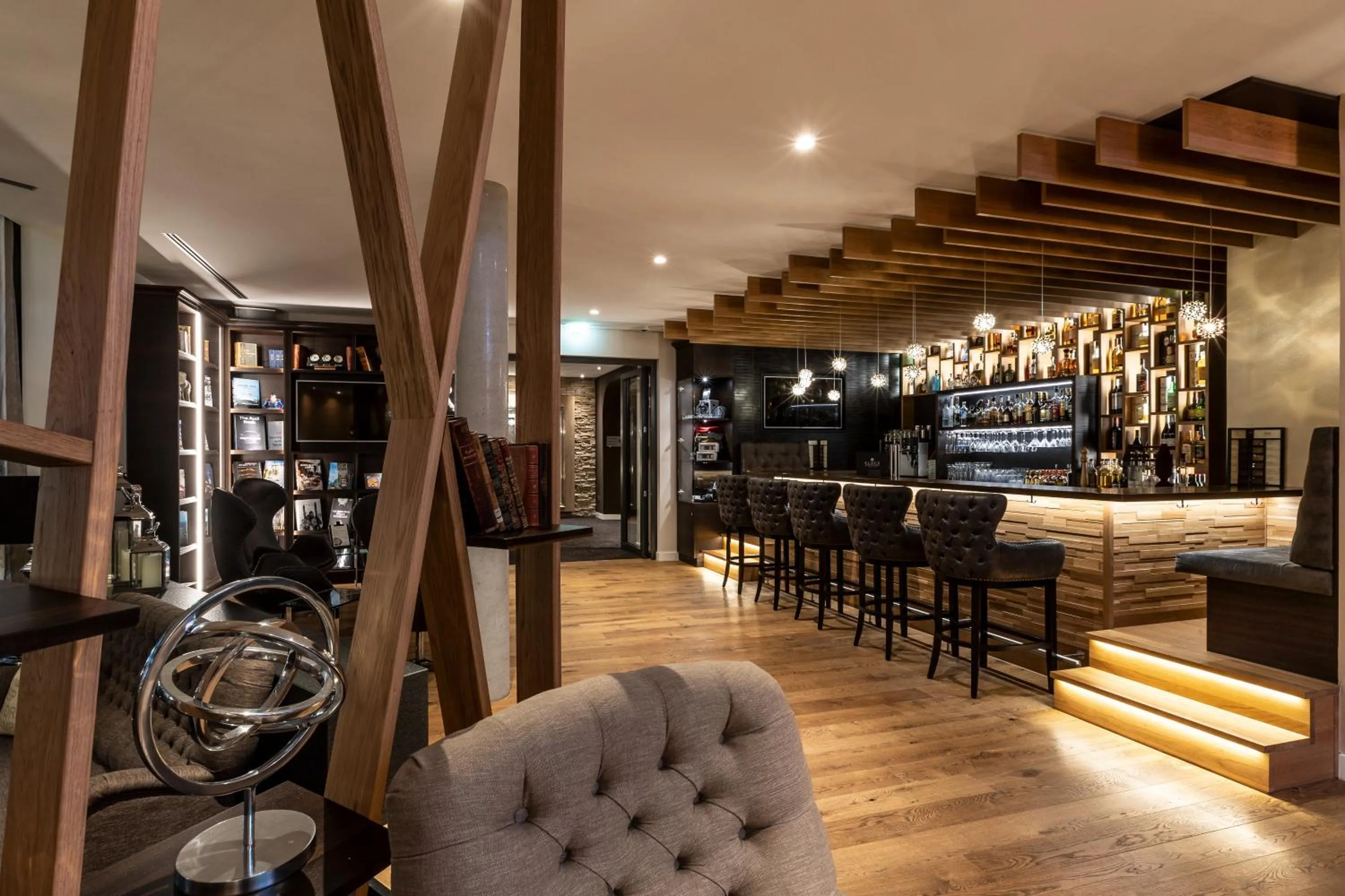 Lounge or bar in BLOCK Hotel & Living