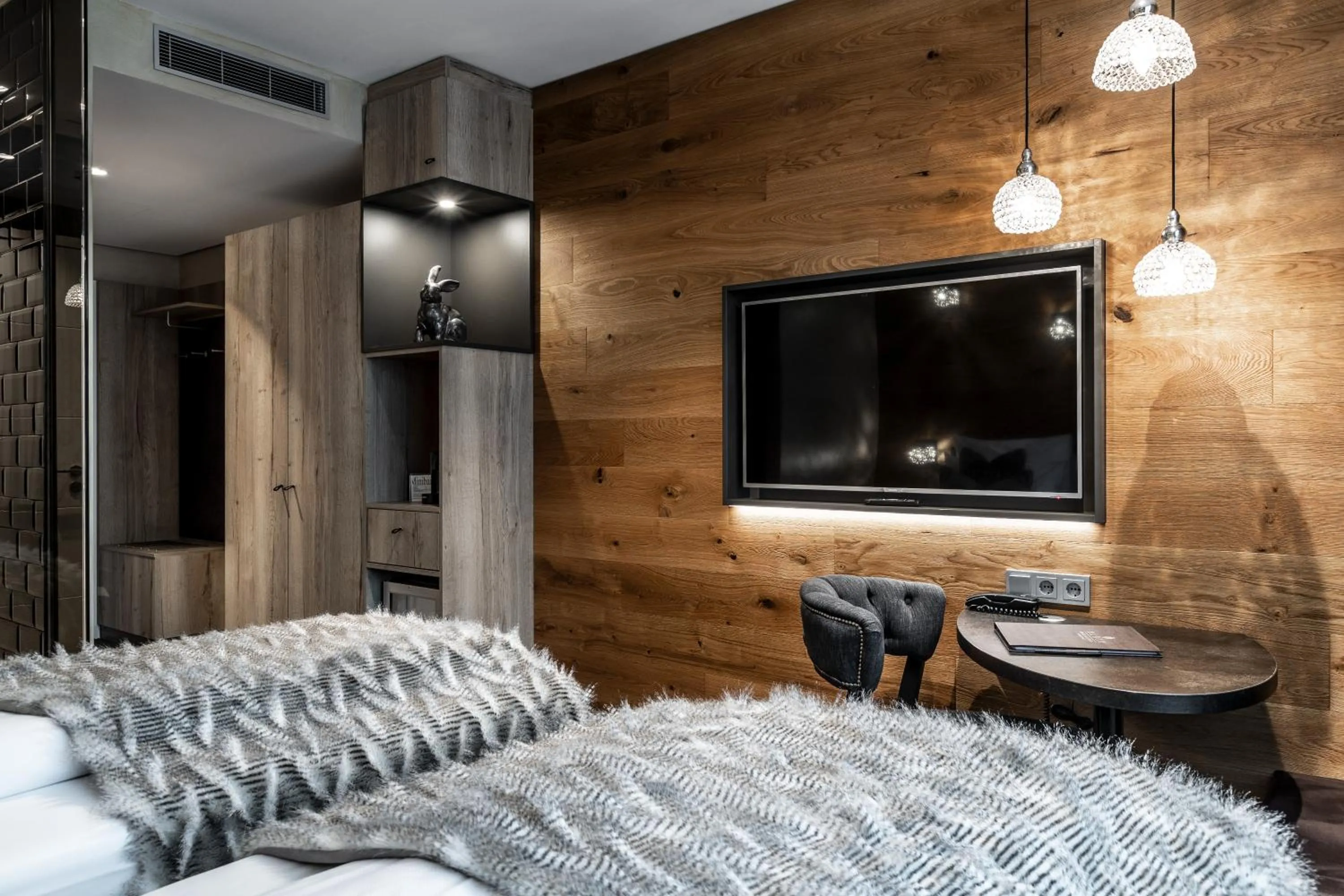 TV and multimedia, Bed in BLOCK Hotel & Living