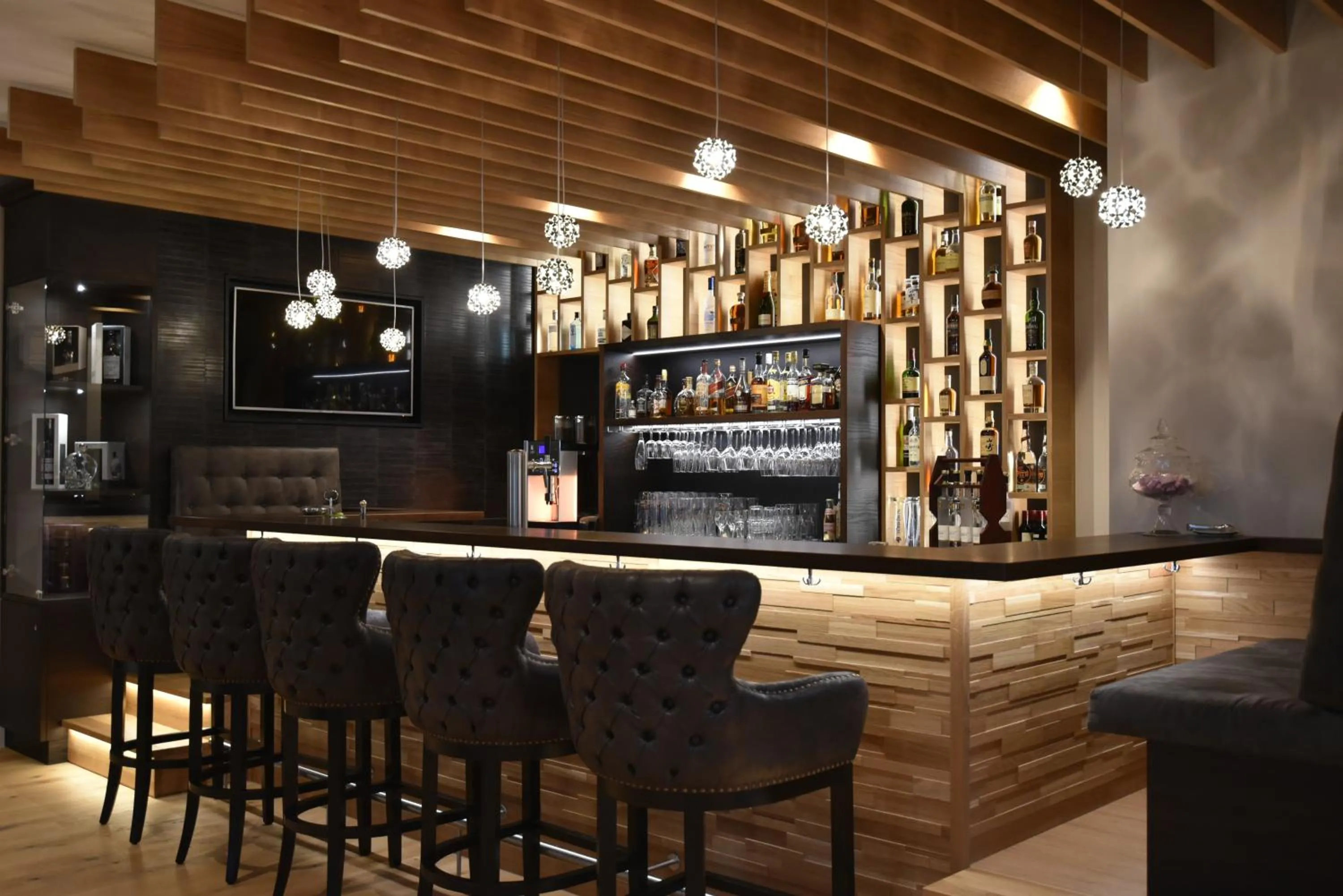 Lounge or bar in BLOCK Hotel & Living