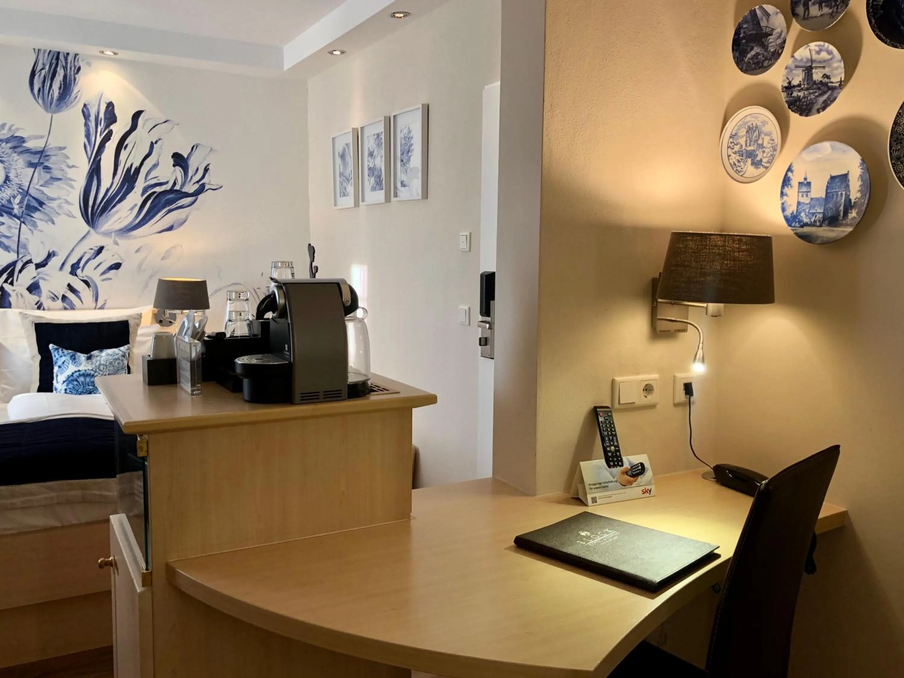 Coffee/tea facilities in BLOCK Hotel & Living