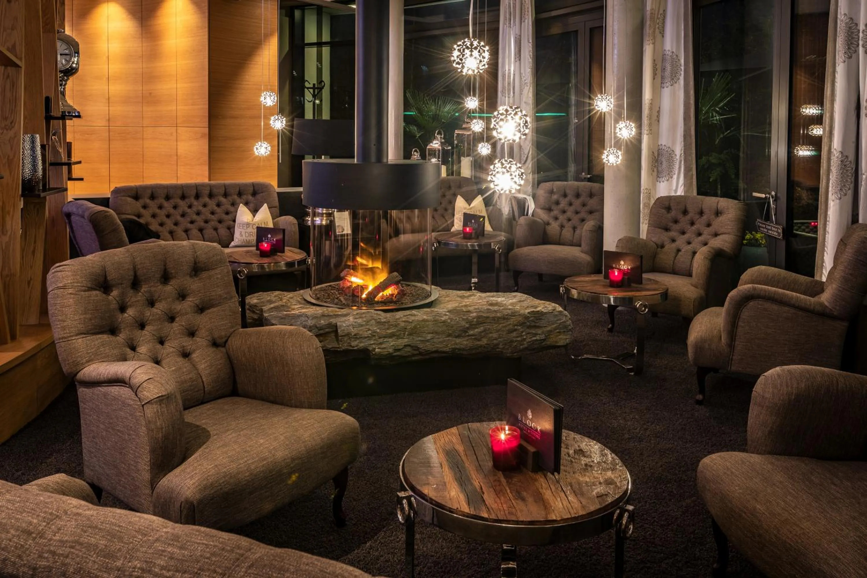 Lounge or bar in BLOCK Hotel & Living