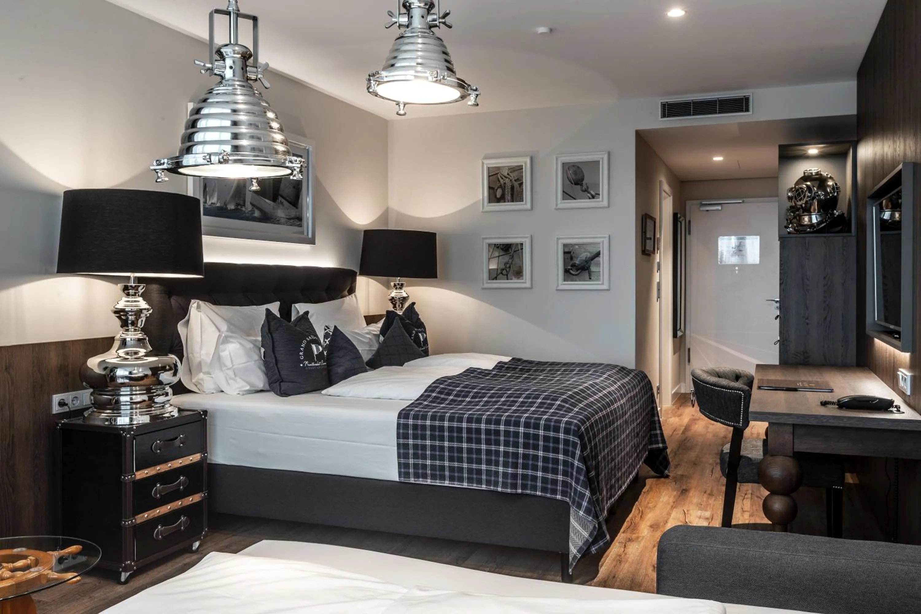 Photo of the whole room, Bed in BLOCK Hotel & Living