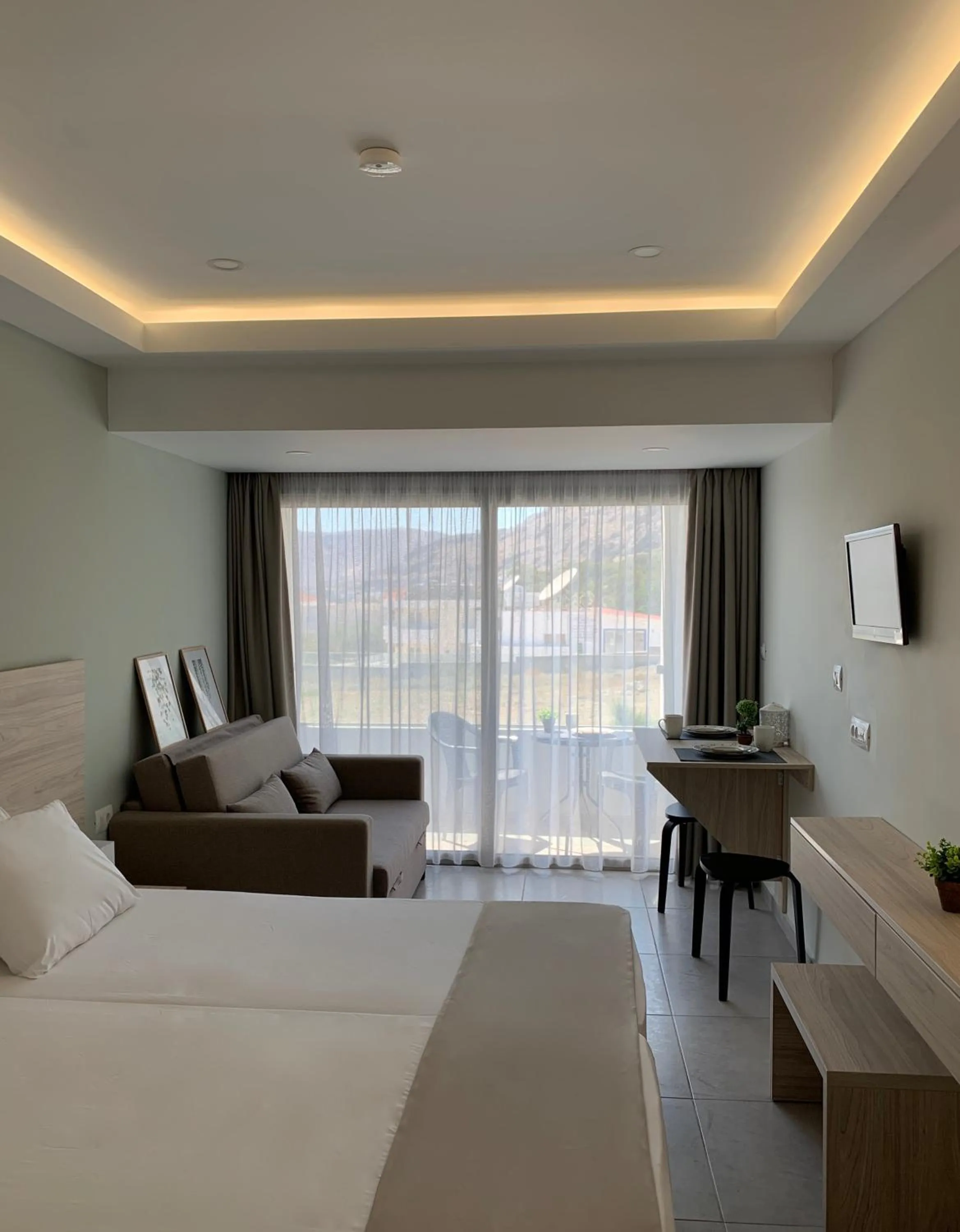 Bedroom, Bed in Pals Studios Pefkos