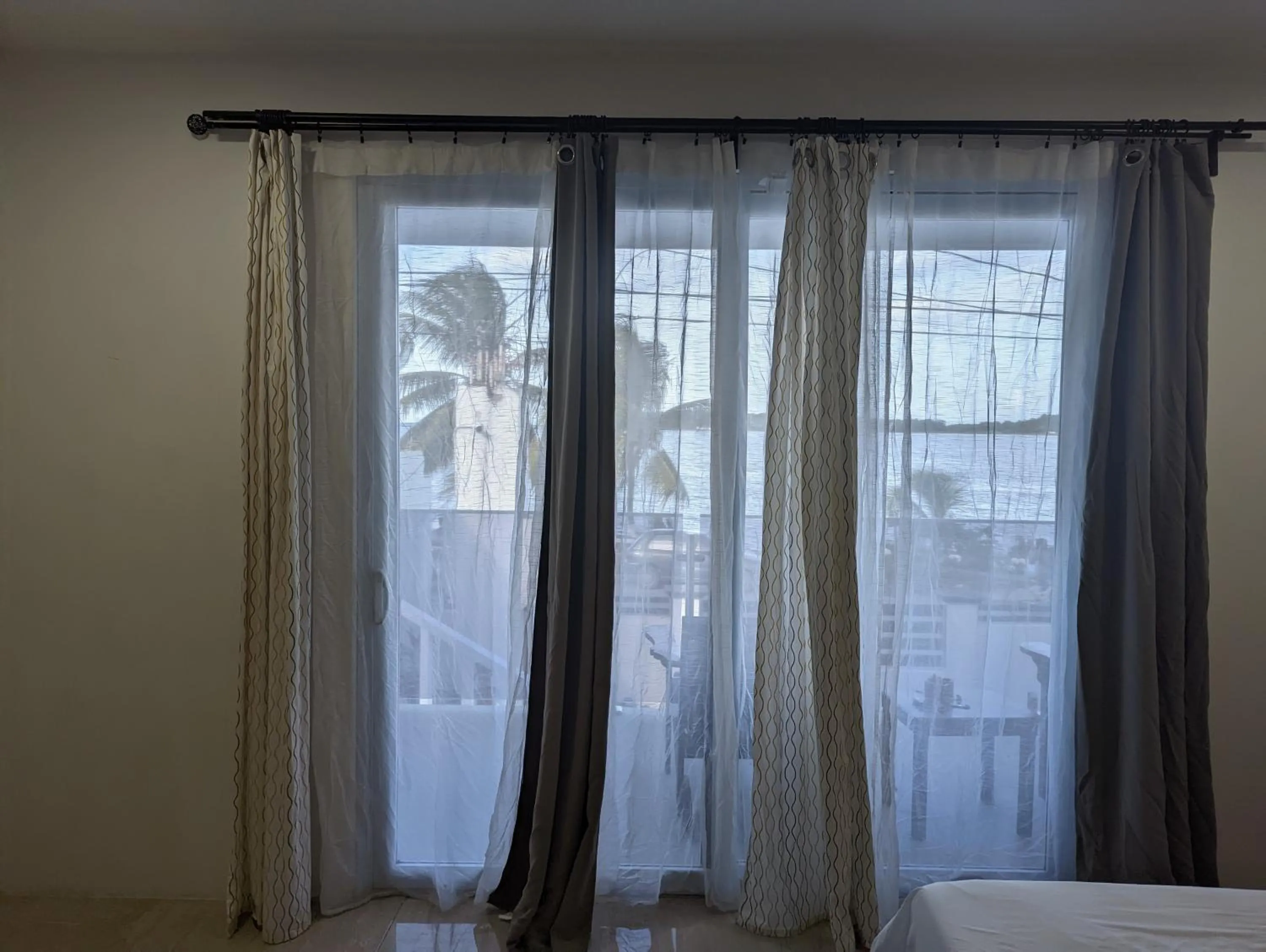 Balcony/Terrace, Bed in Inn The Town