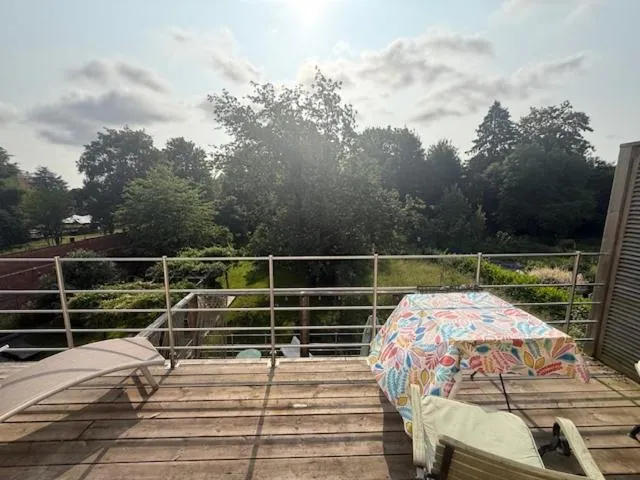 Le Jardin Des Secrets "Gites et chambres à louer"