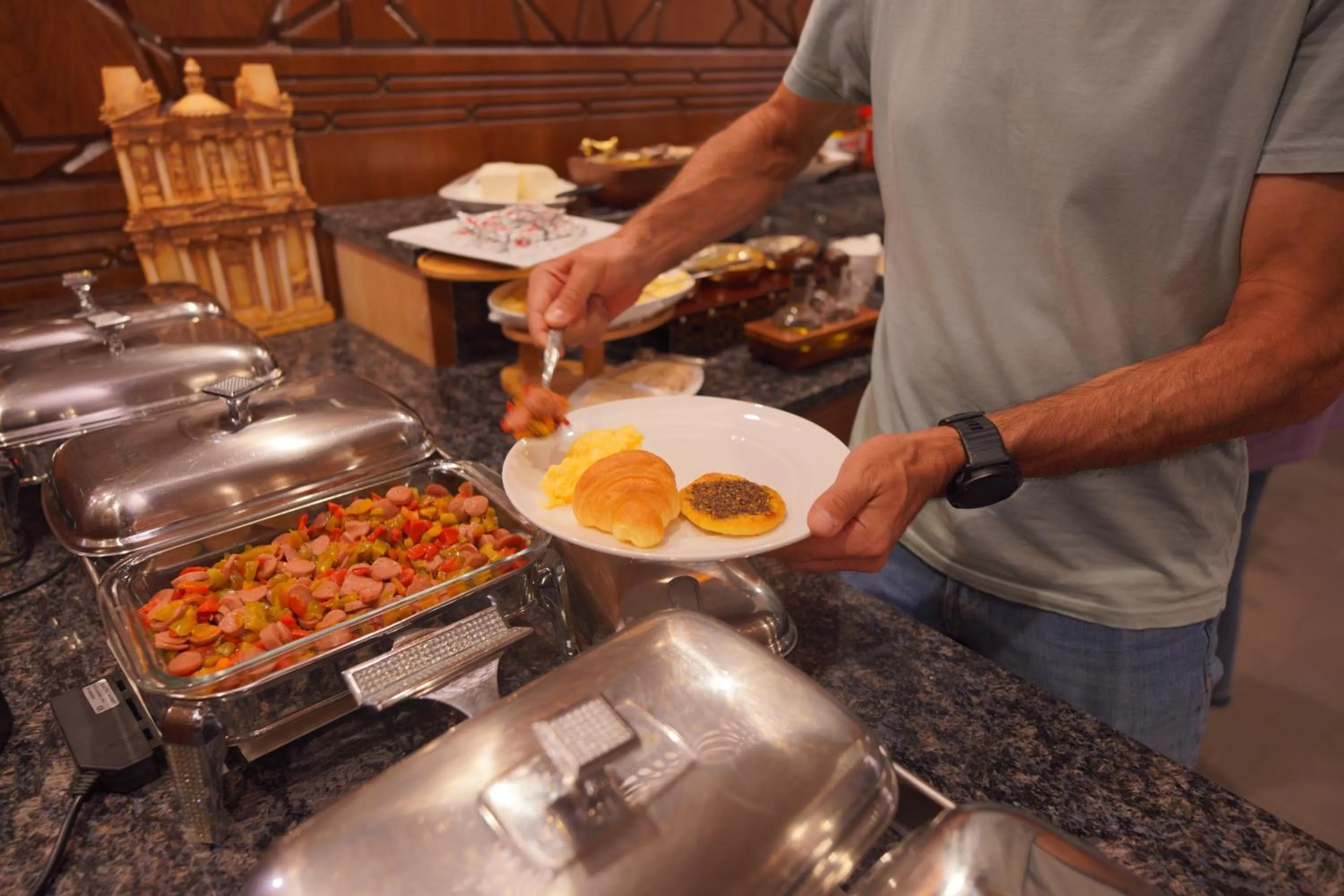 Breakfast in Petra Plaza Hotel