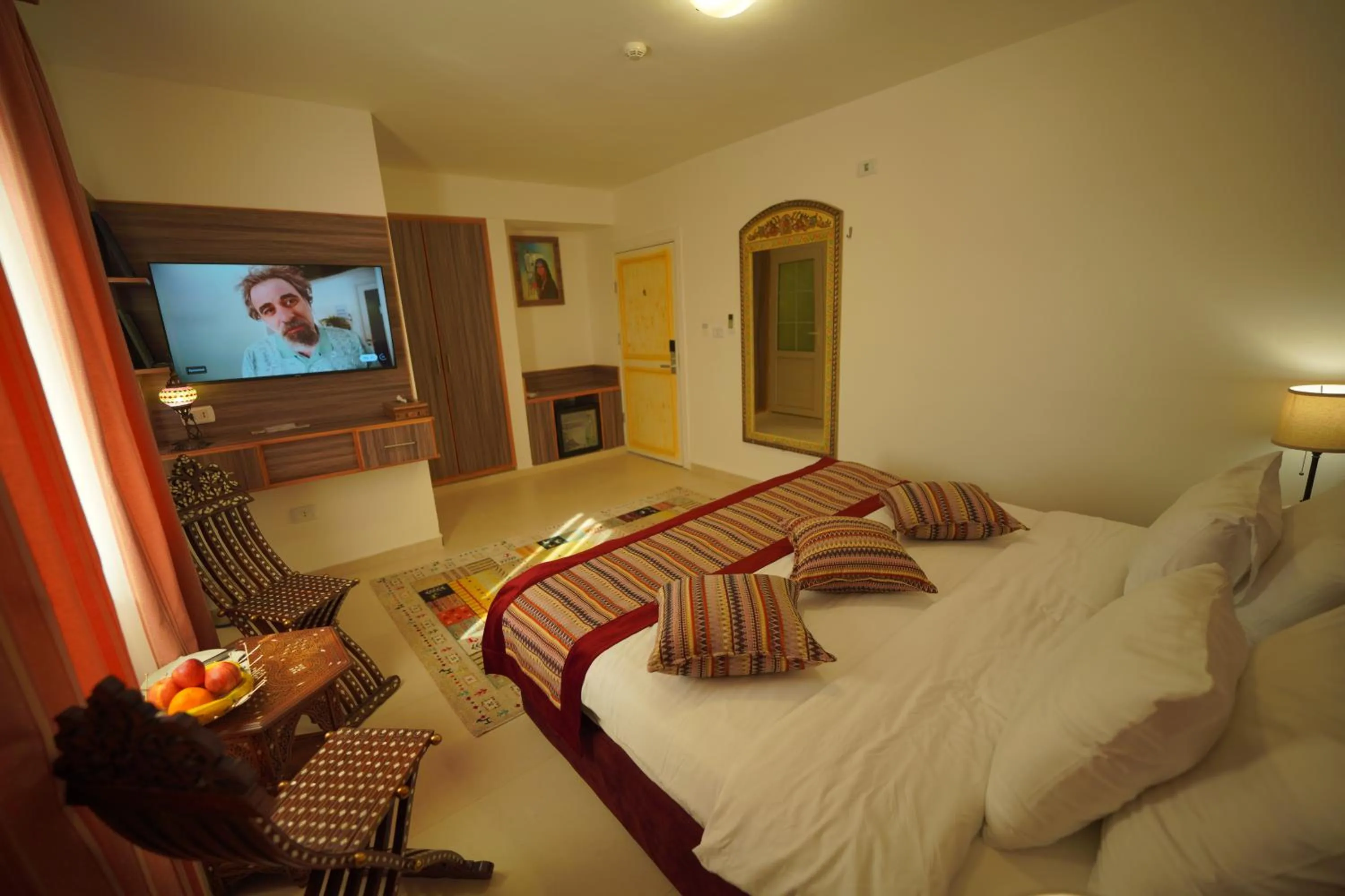 Bedroom, Bed in Petra Plaza Hotel