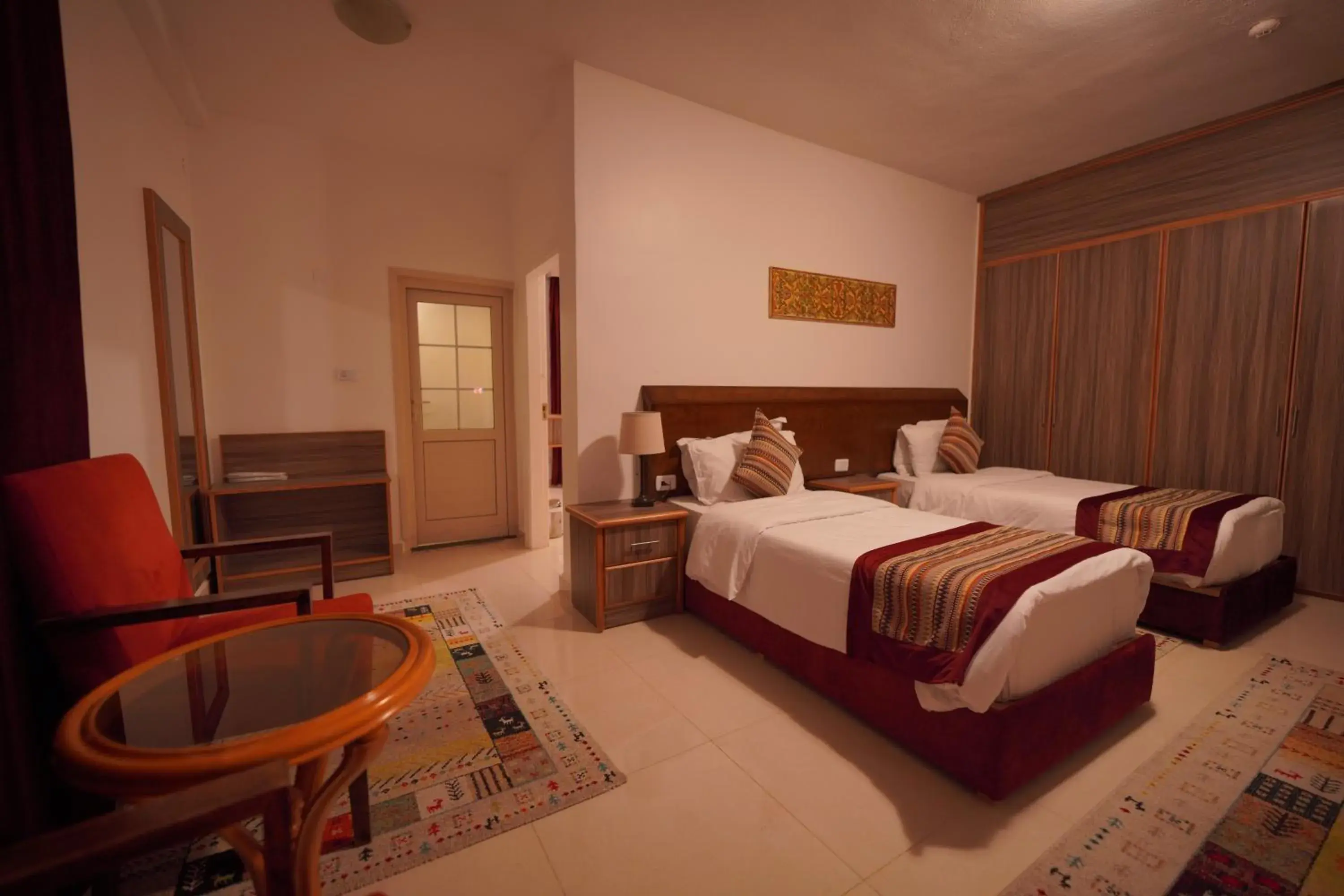 Family Room with Bathroom in Petra Plaza Hotel Family Room with Bathroom in Petra Plaza Hotel