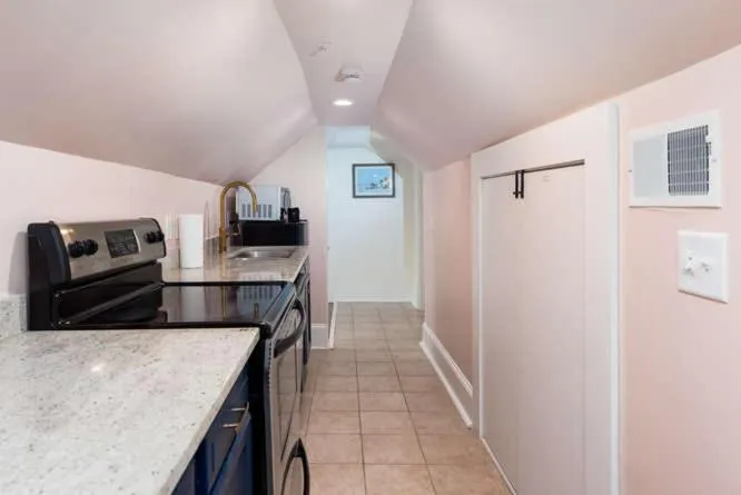 Kitchen or kitchenette in The Quarters on Spring