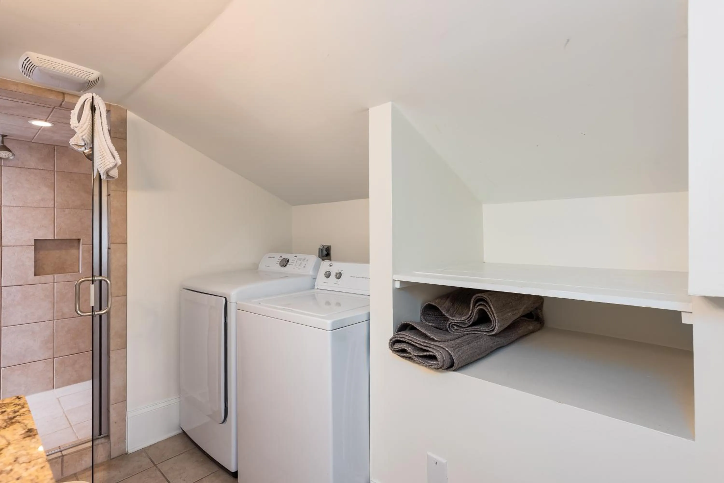 washing machine in The Quarters on Spring