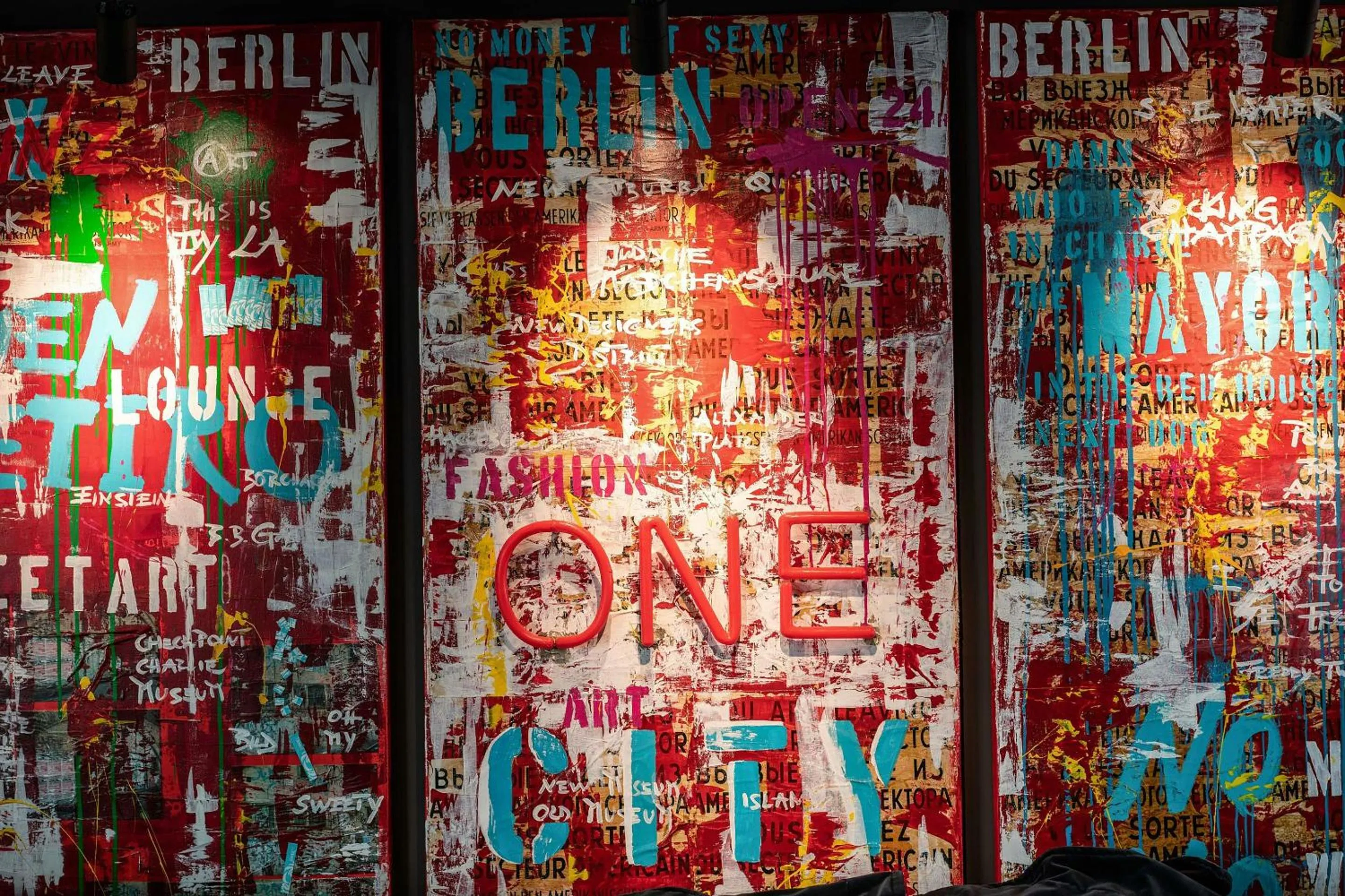 Lounge or bar in Motel One Berlin Mitte