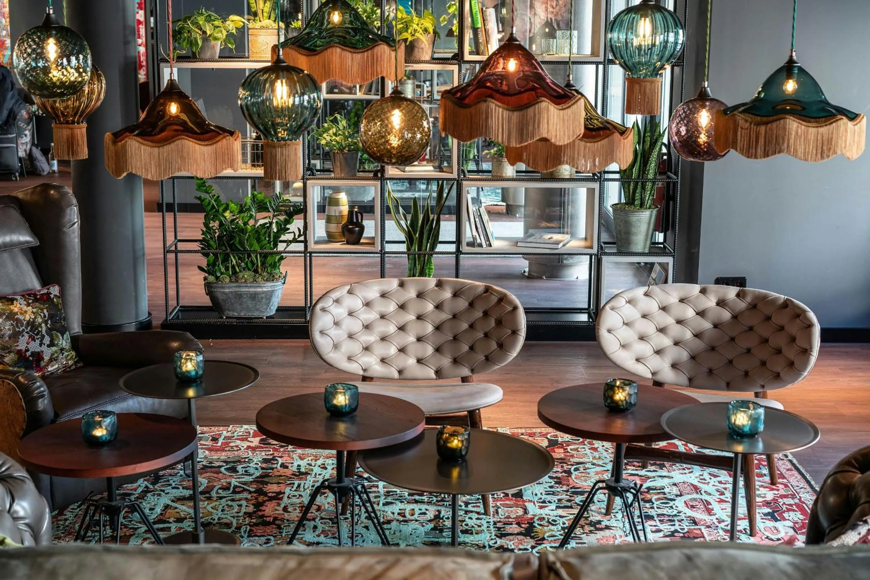 Lounge or bar in Motel One Berlin Mitte