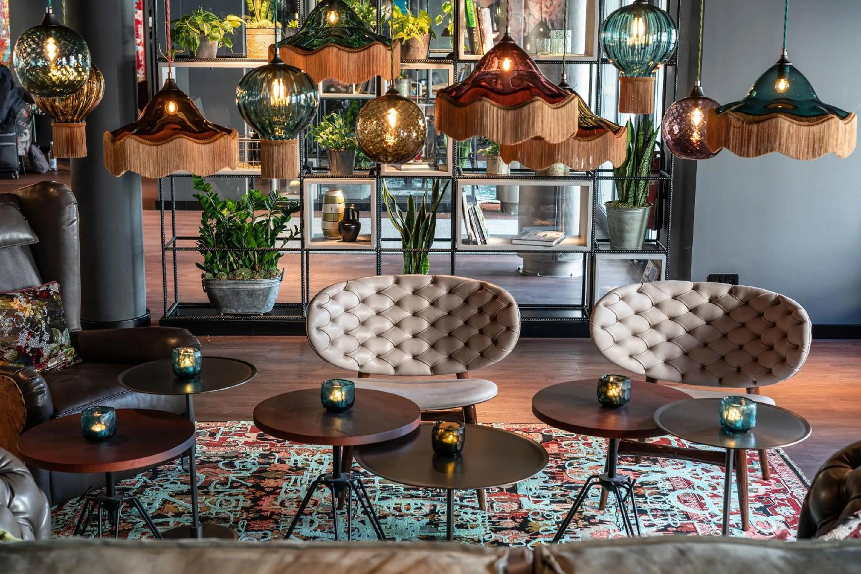 Lounge or bar in Motel One Berlin Mitte