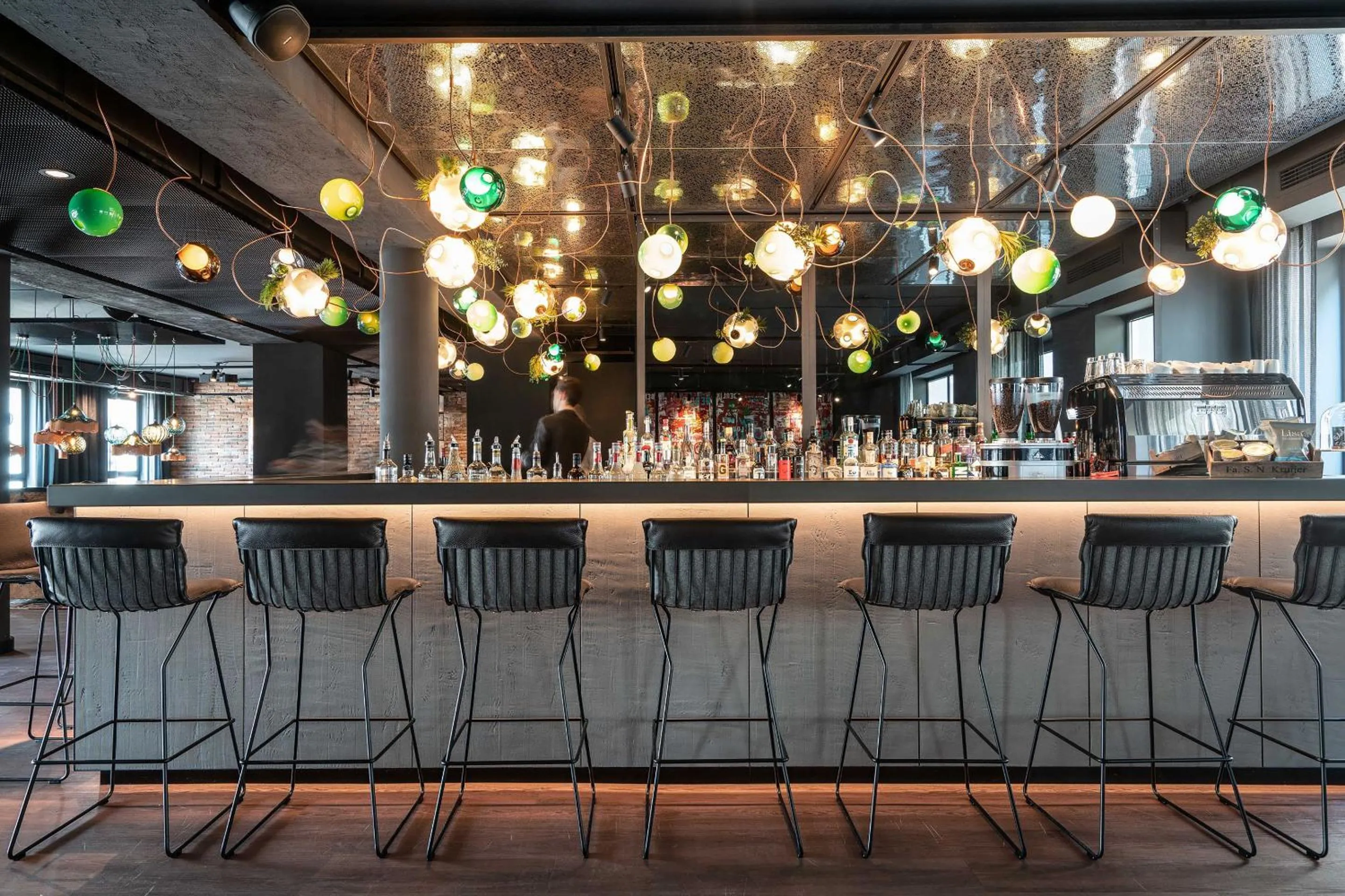 Lounge or bar in Motel One Berlin Mitte