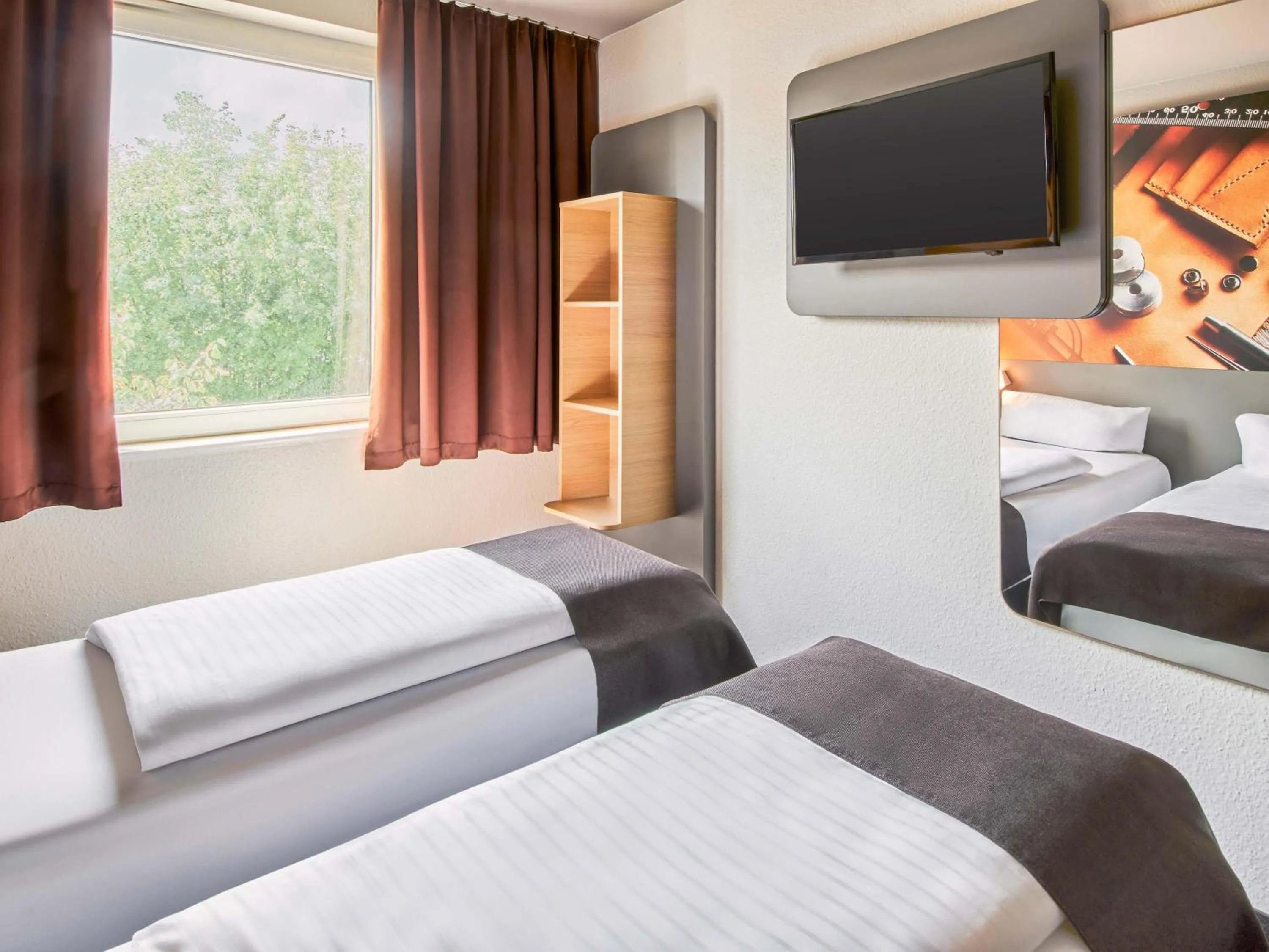 Photo of the whole room, Bed in B&B Hotel Offenbach-Süd