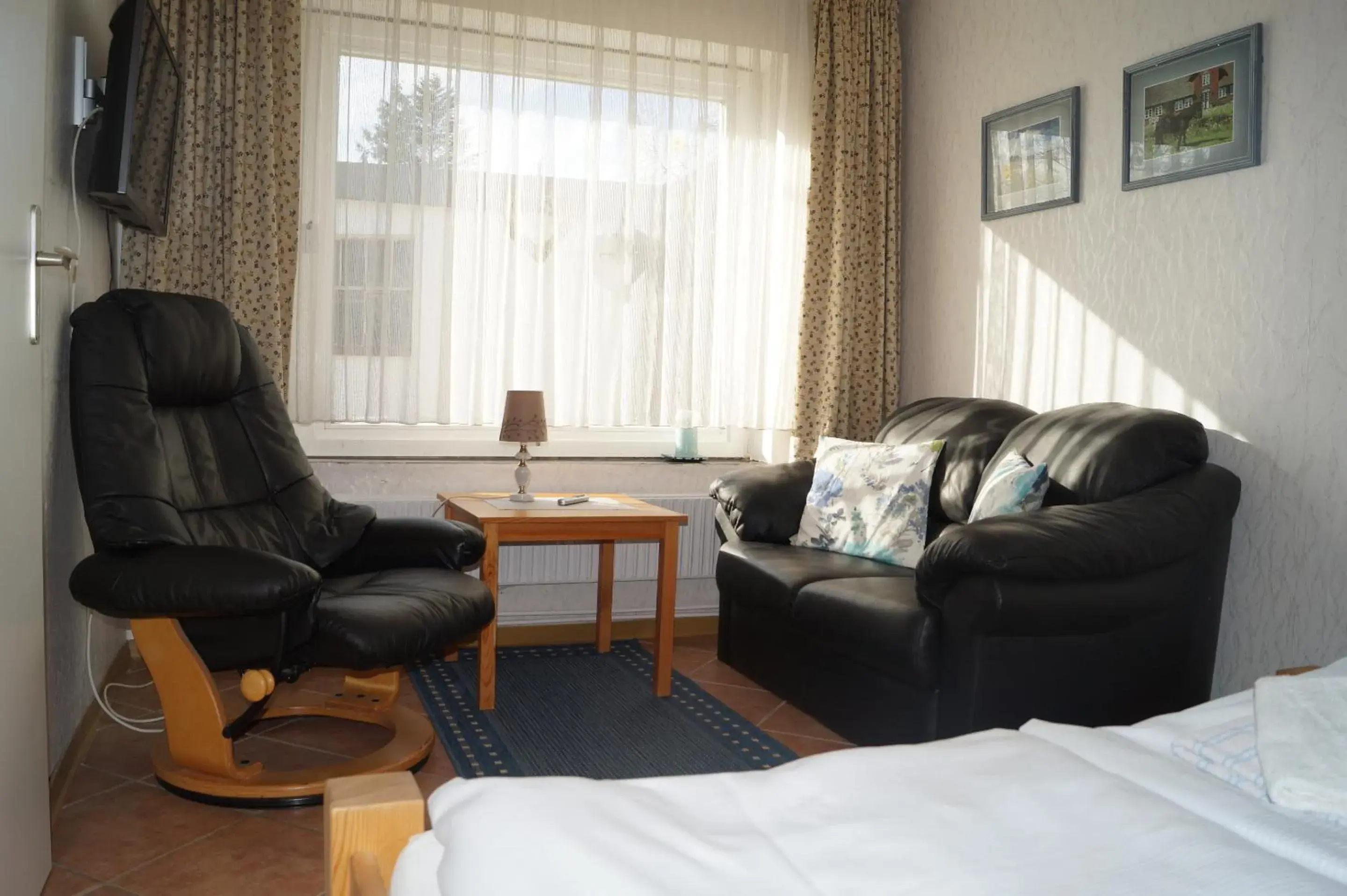 Two-Bedroom Apartment "Scheune unten" - single occupancy in Reiterhof Wollesen Two-Bedroom Apartment "Scheune unten" - single occupancy in Reiterhof Wollesen