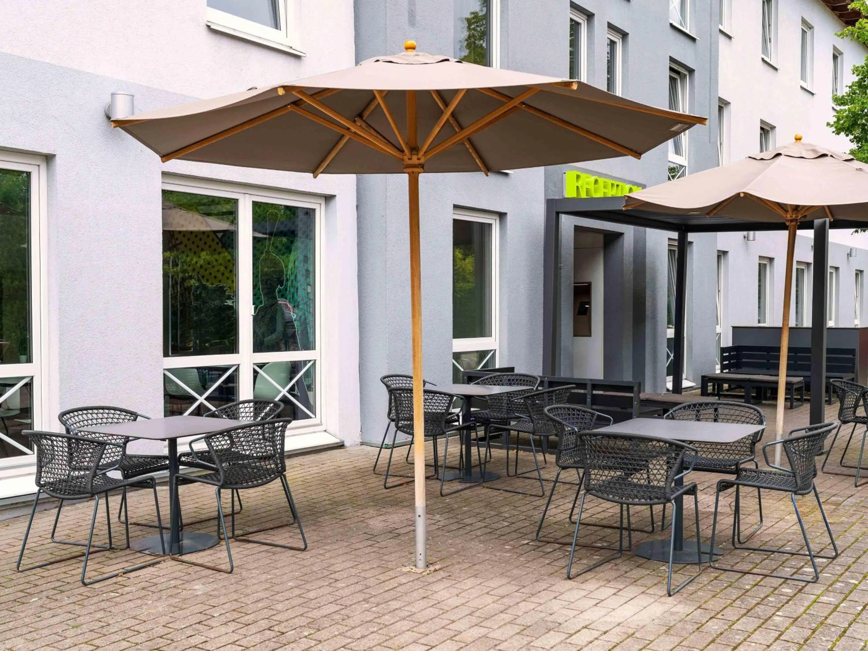 Balcony/Terrace in B&B Hotel Hannover-Lahe