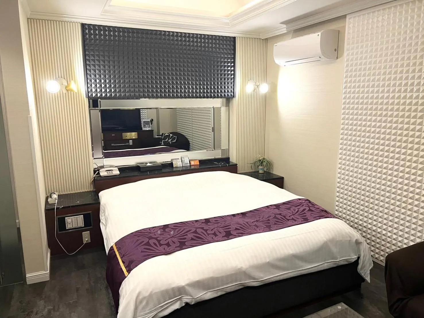 Bed in Hotel Pareo (Adult Only)