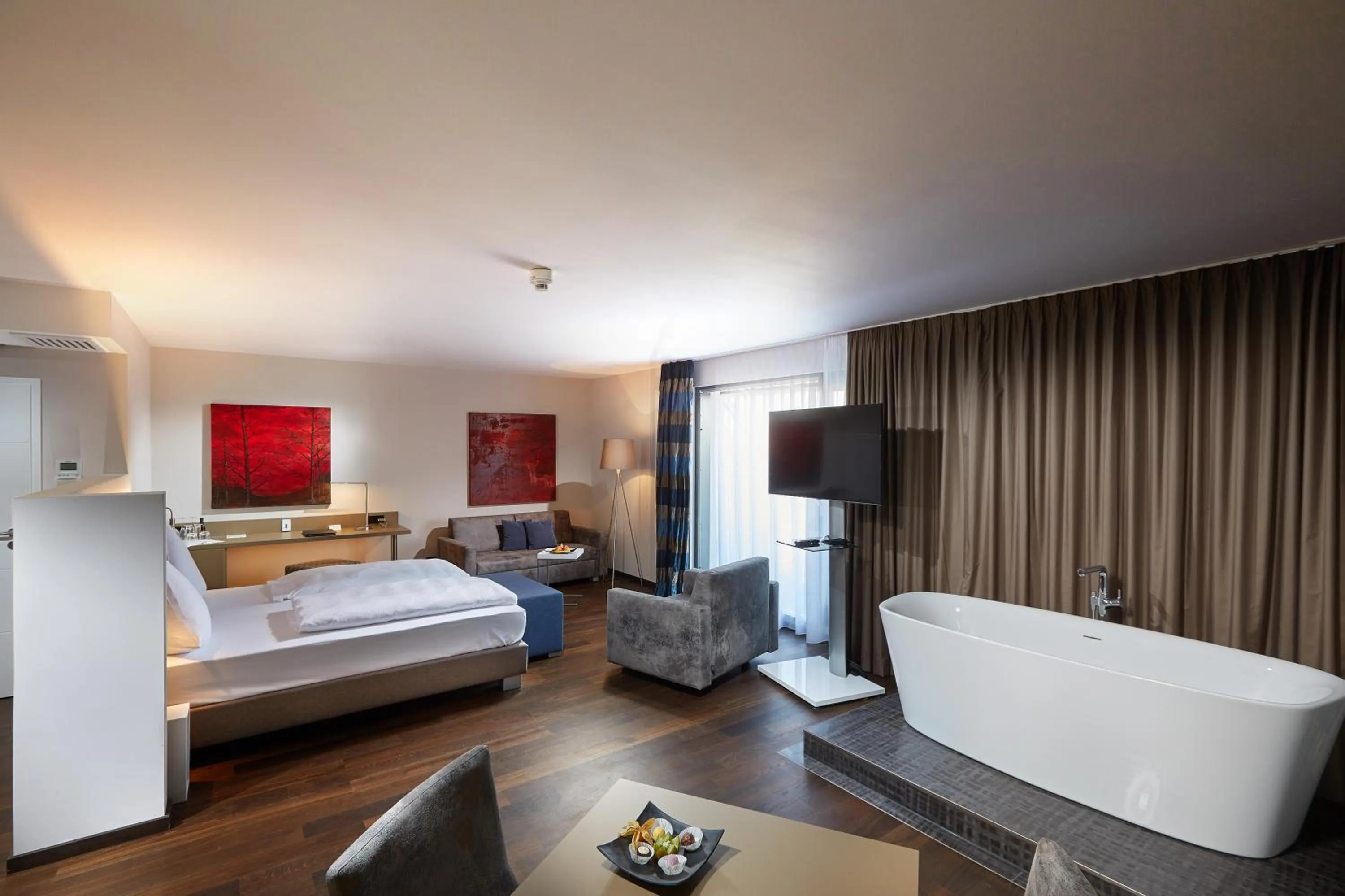 Photo of the whole room, Bed in Schloss Reinach