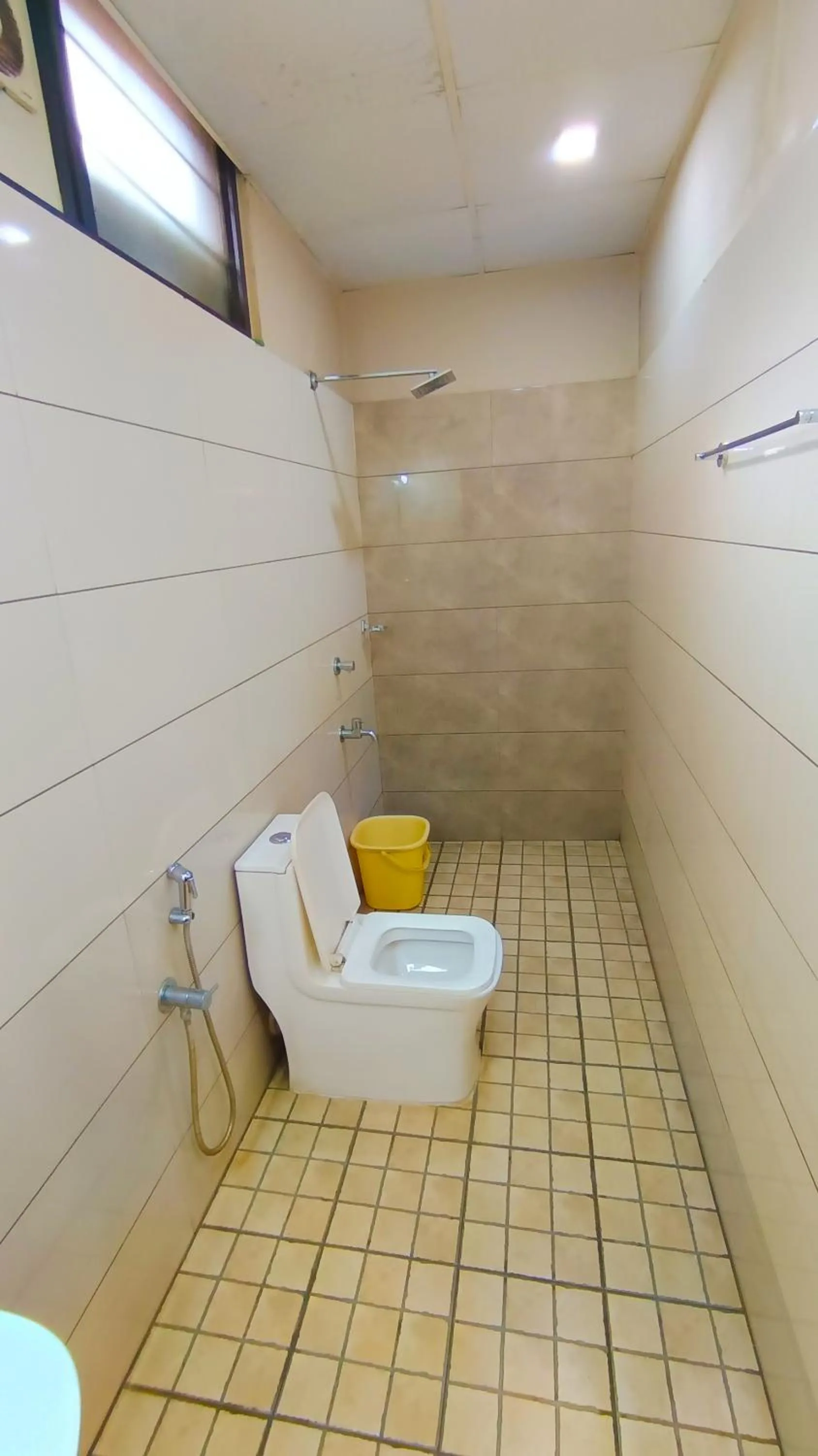 Bathroom in Hotel Priya