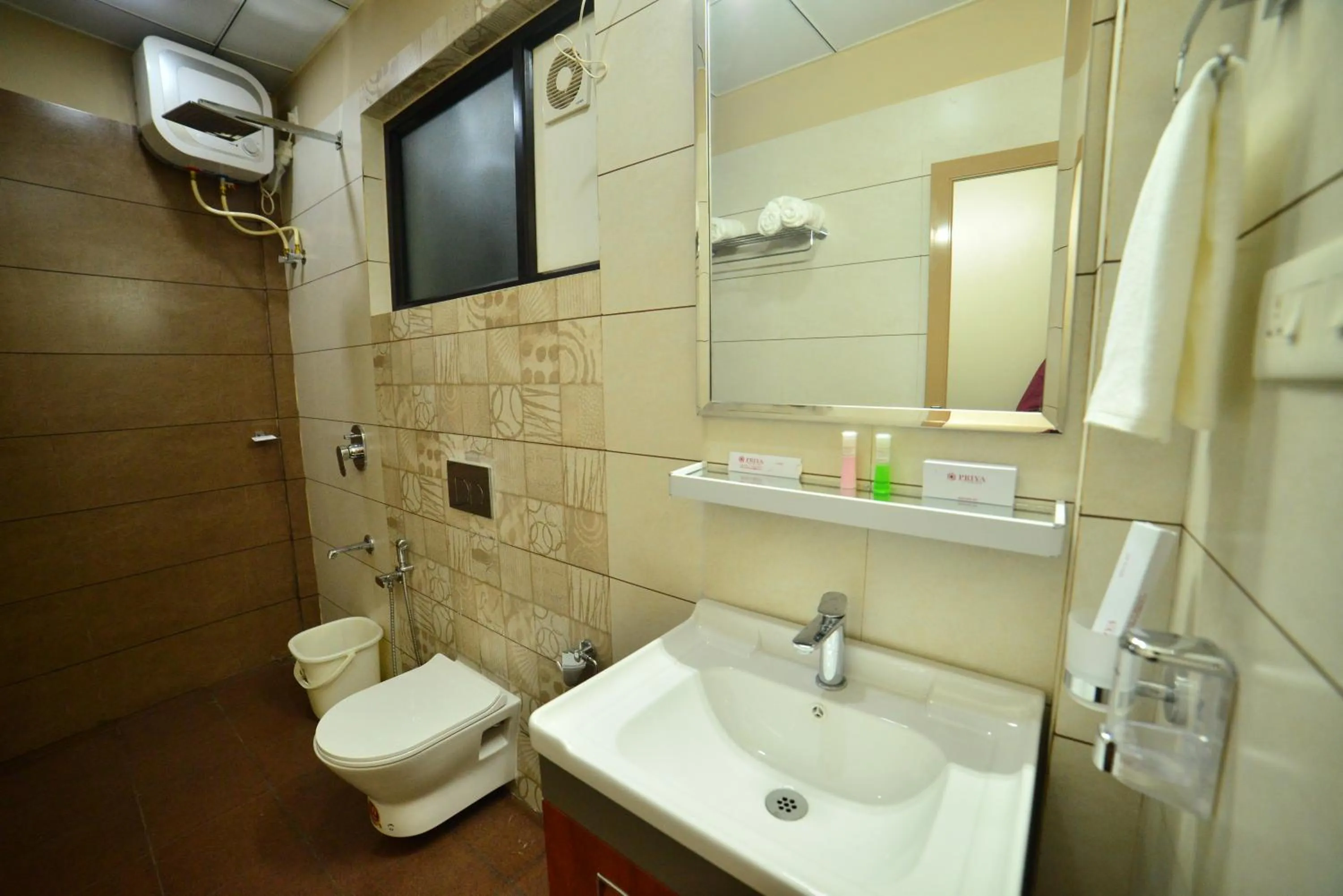 Bathroom in Hotel Priya