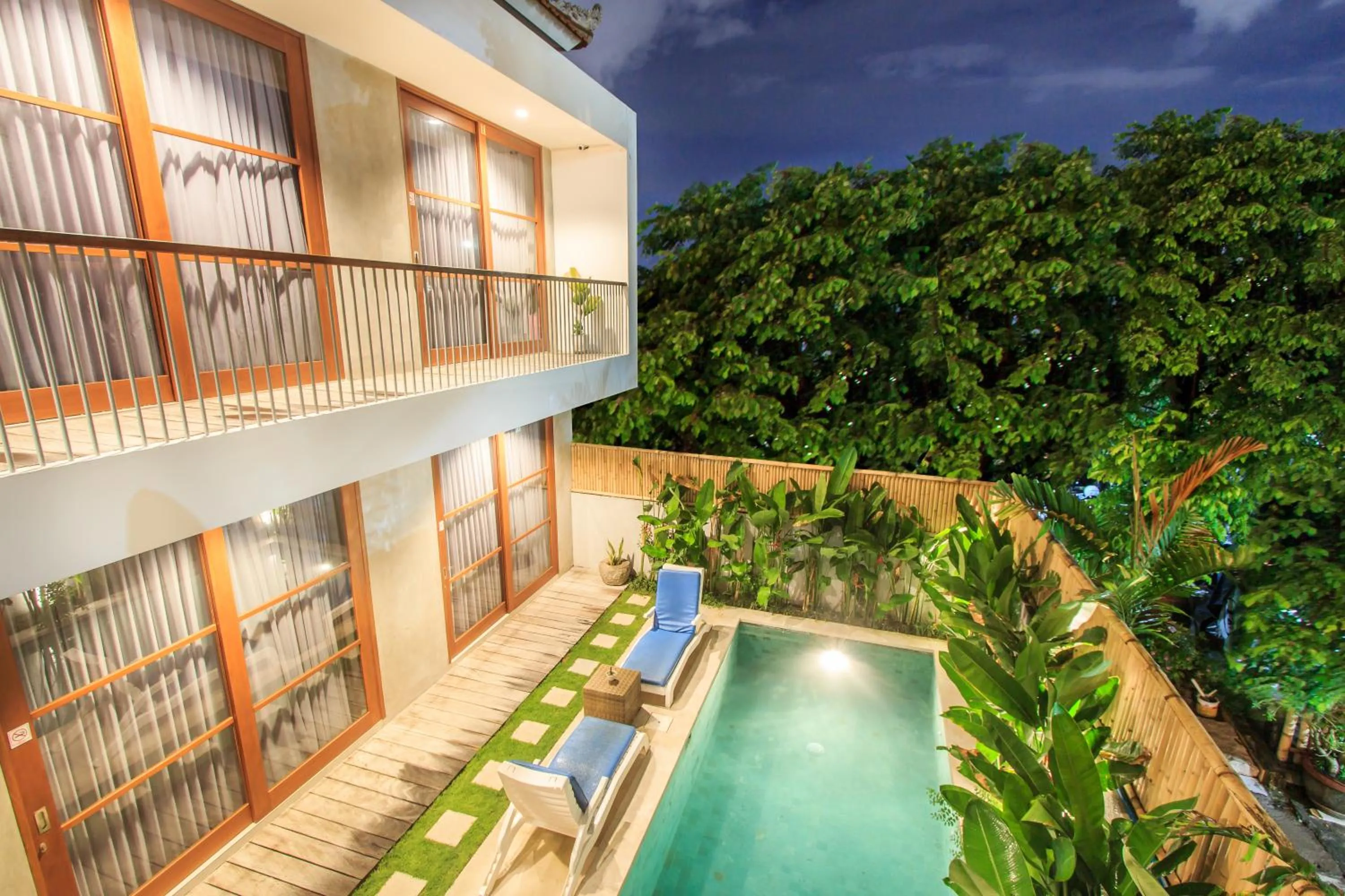 Pool view in The jero 18 kuta guest house