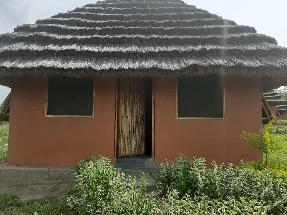 Property building in Tangi Safari Lodge
