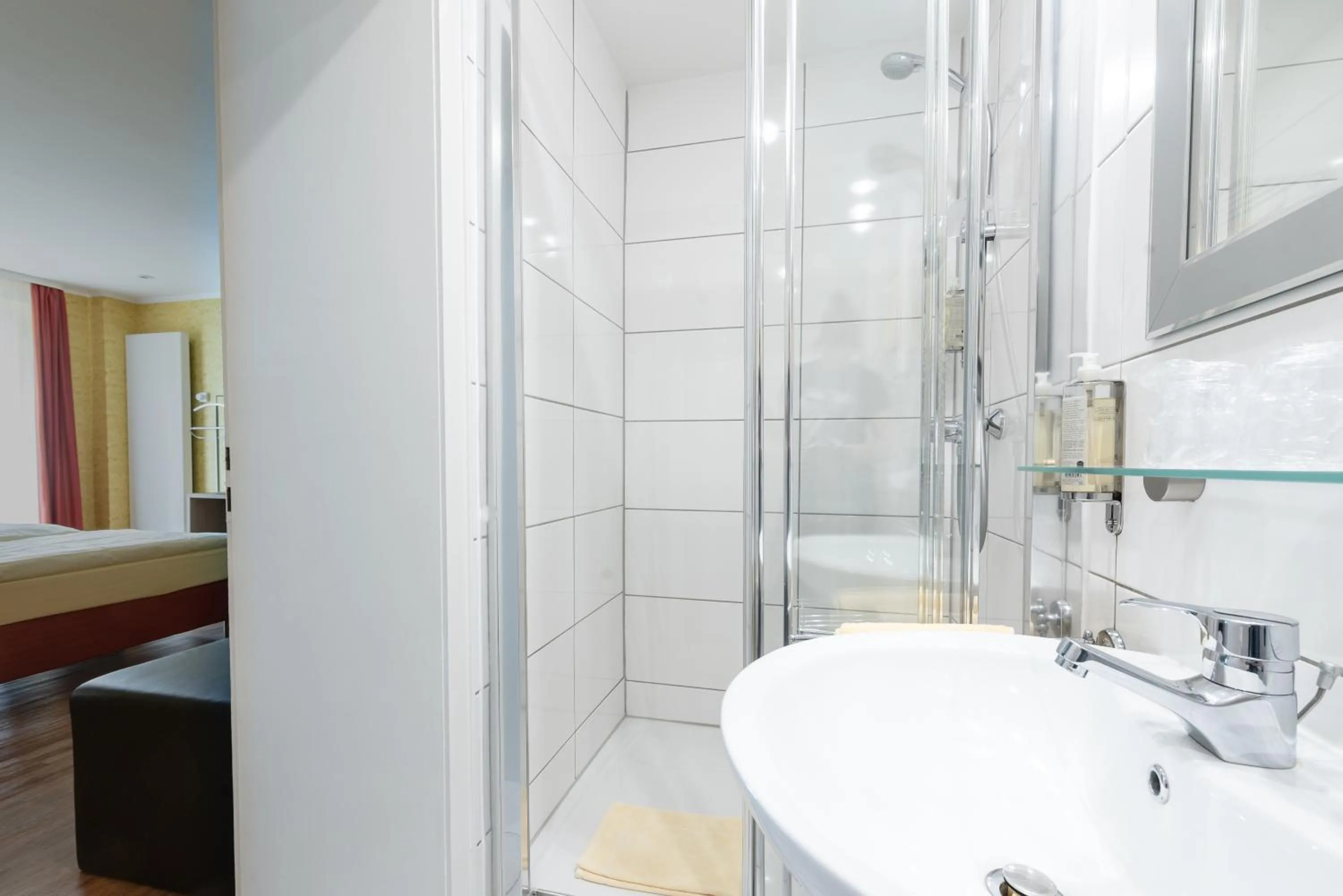 Bathroom in Hotel Kurfürstenhof