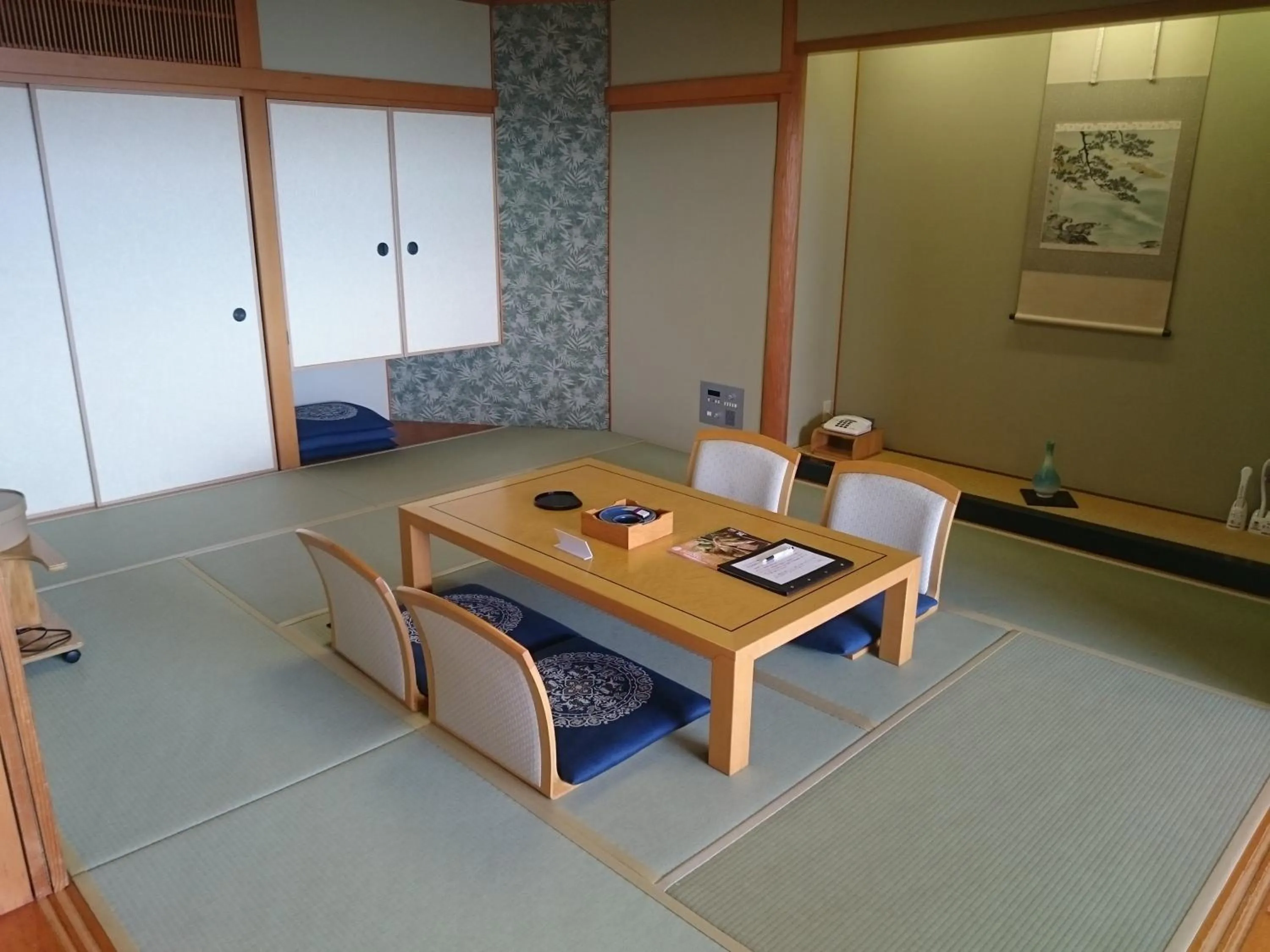 Photo of the whole room in The Gran Resort Elegante Awajishima