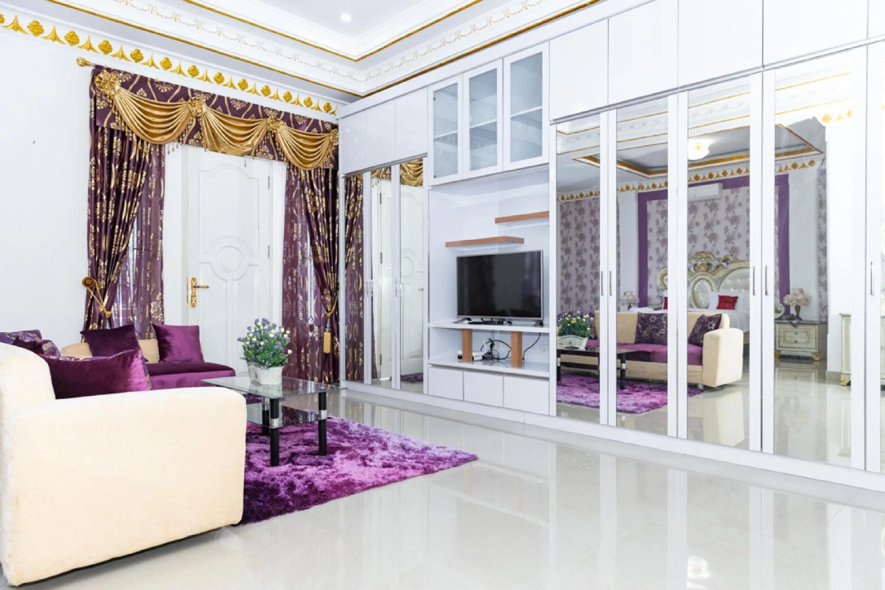 Living room in RedDoorz Premium @ Sea Residence Manado