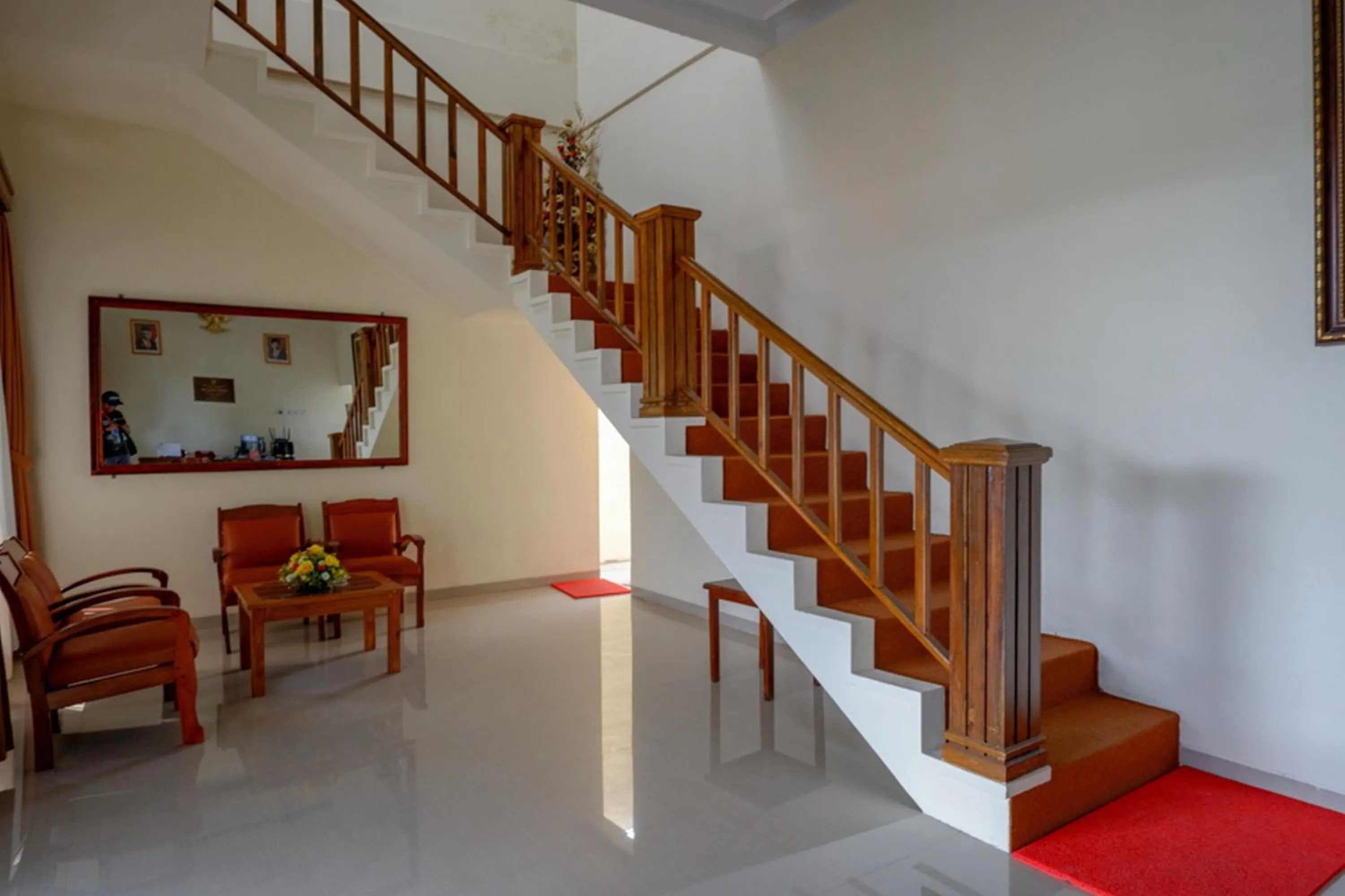 RedDoorz near Stadion 45 Karanganyar