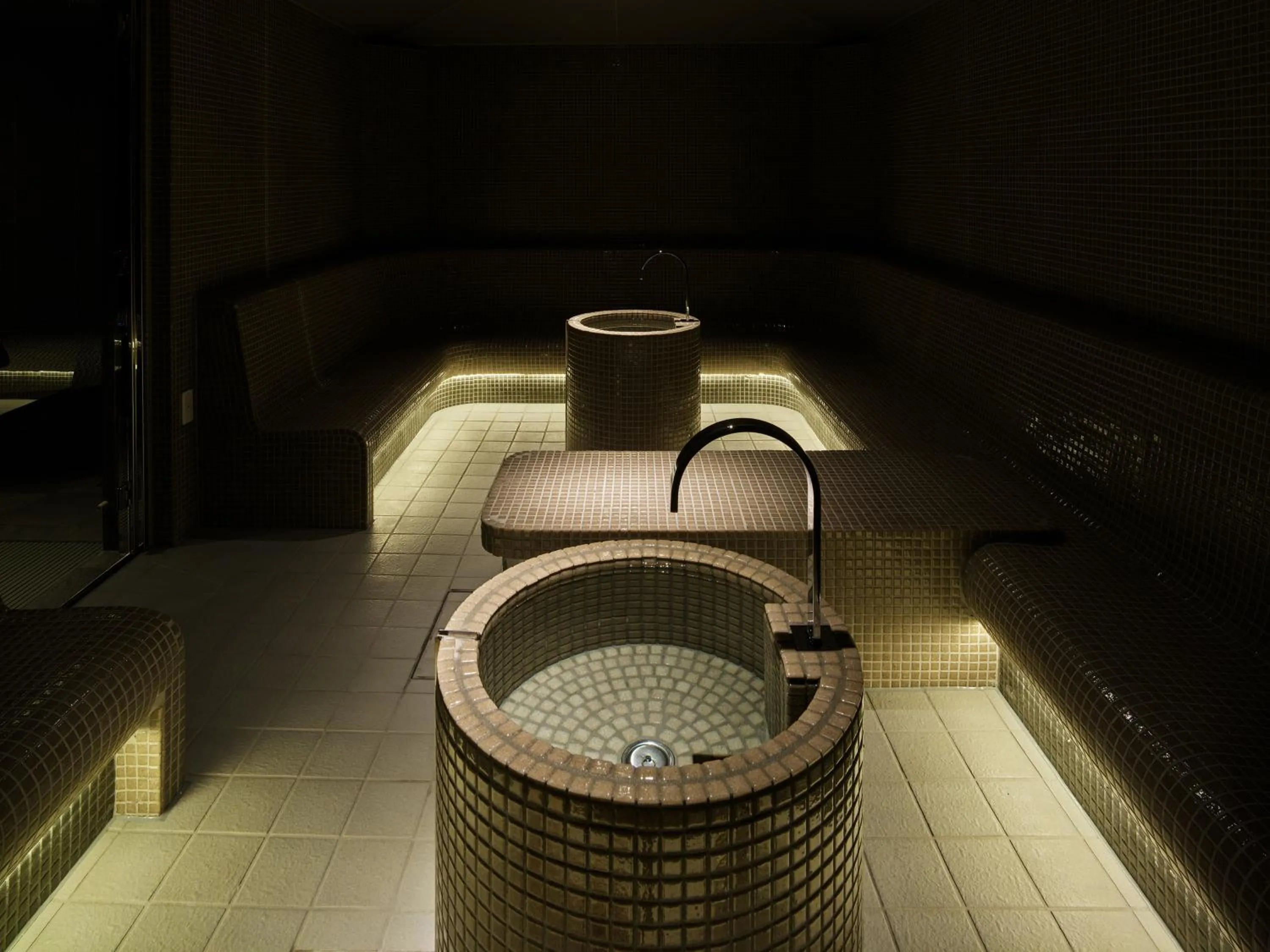 Sauna in sequence KYOTO GOJO