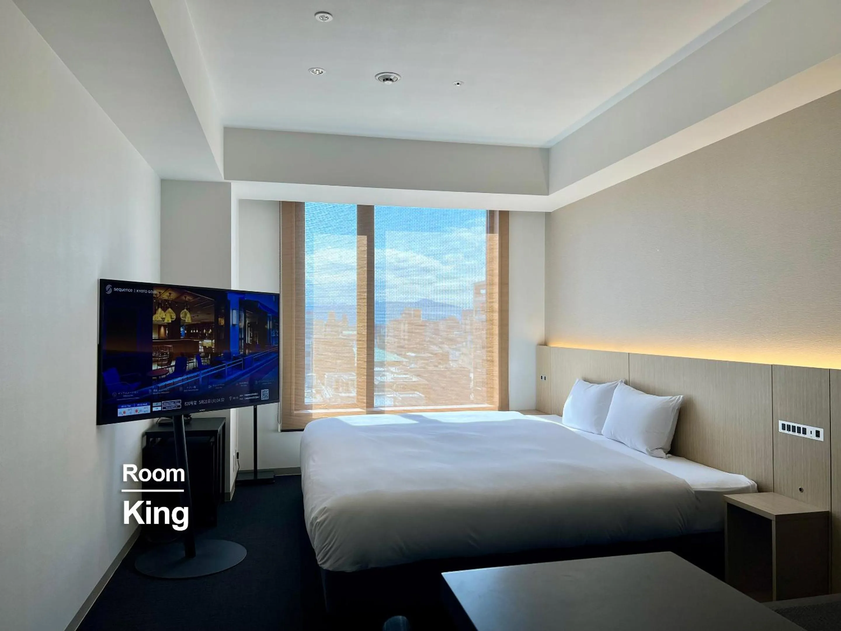 Photo of the whole room, Bed in sequence KYOTO GOJO