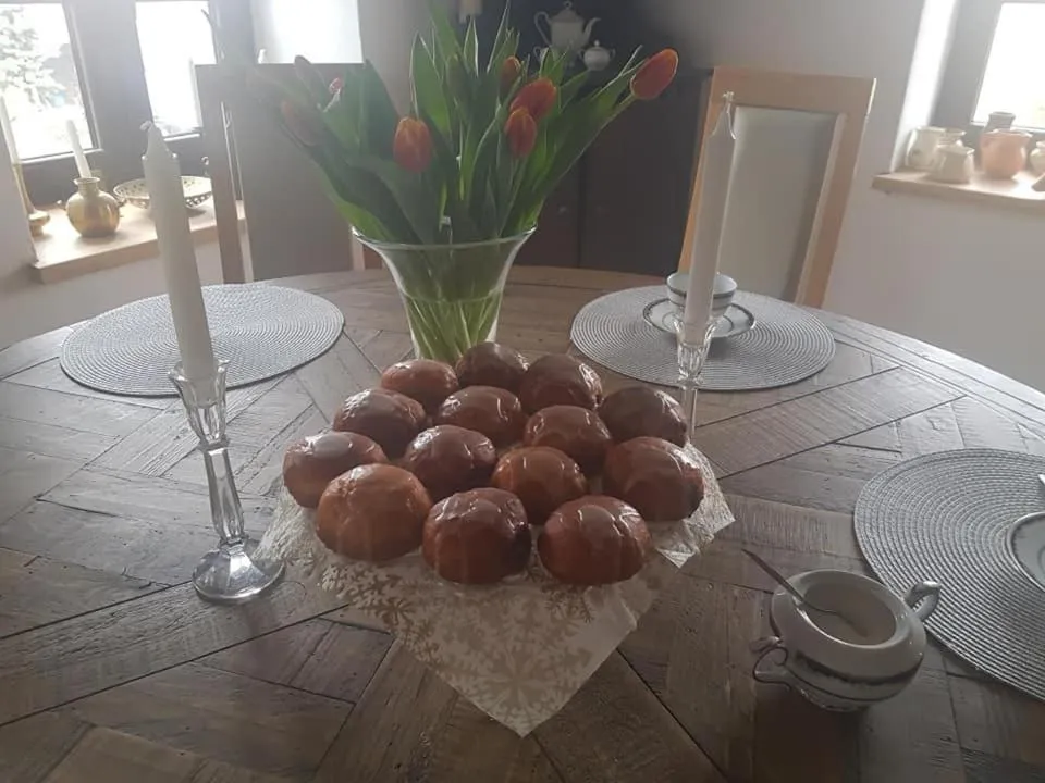 Pokoje Gościnne Art- Dworek